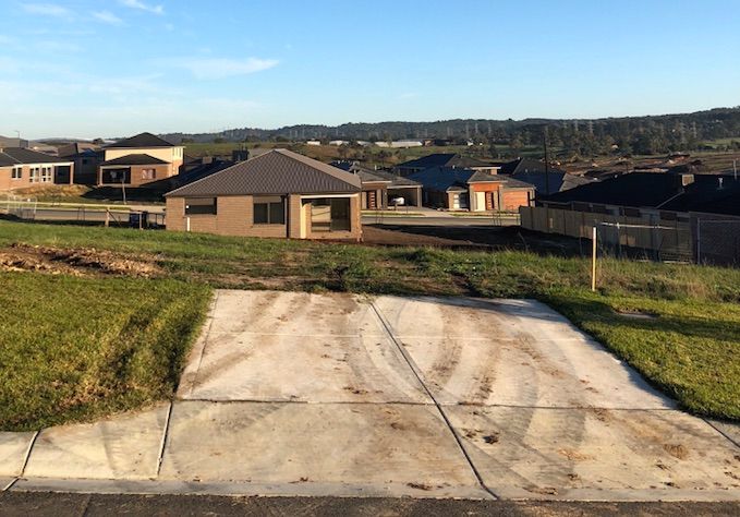 27 Montalto Drive, Pakenham, VIC 3810