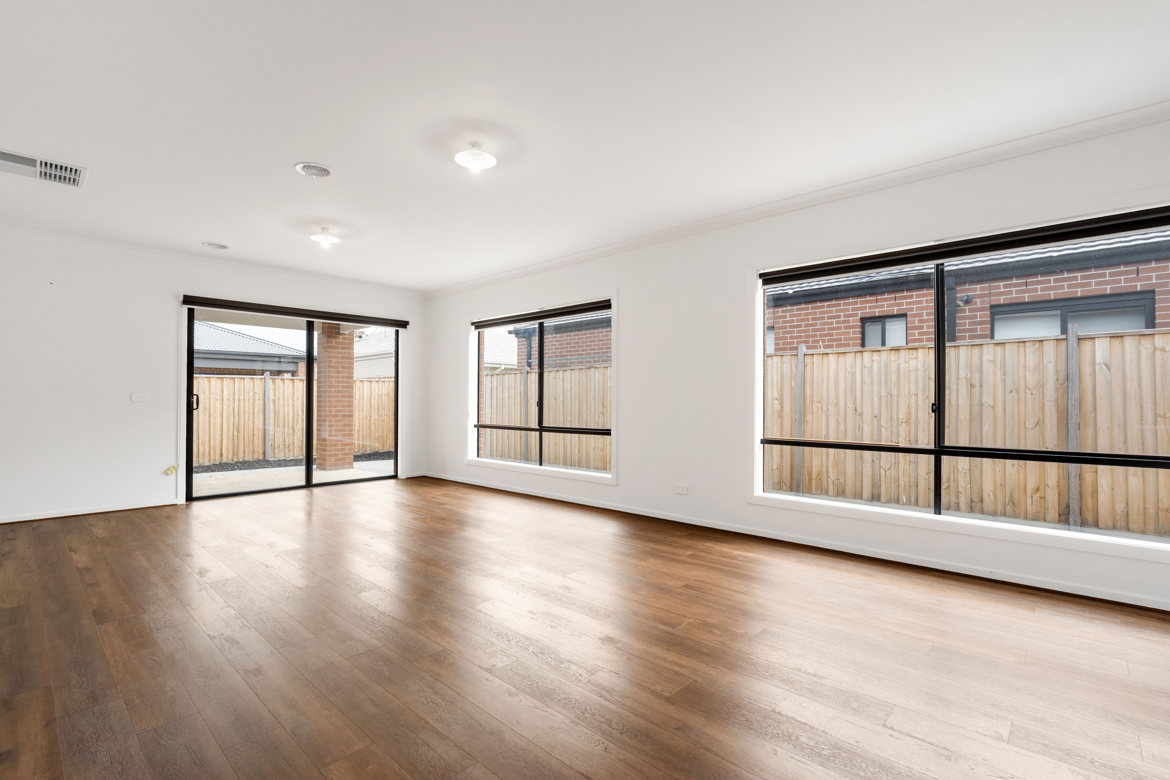 31 Monakeeba Boulevard — photo 8 of 19