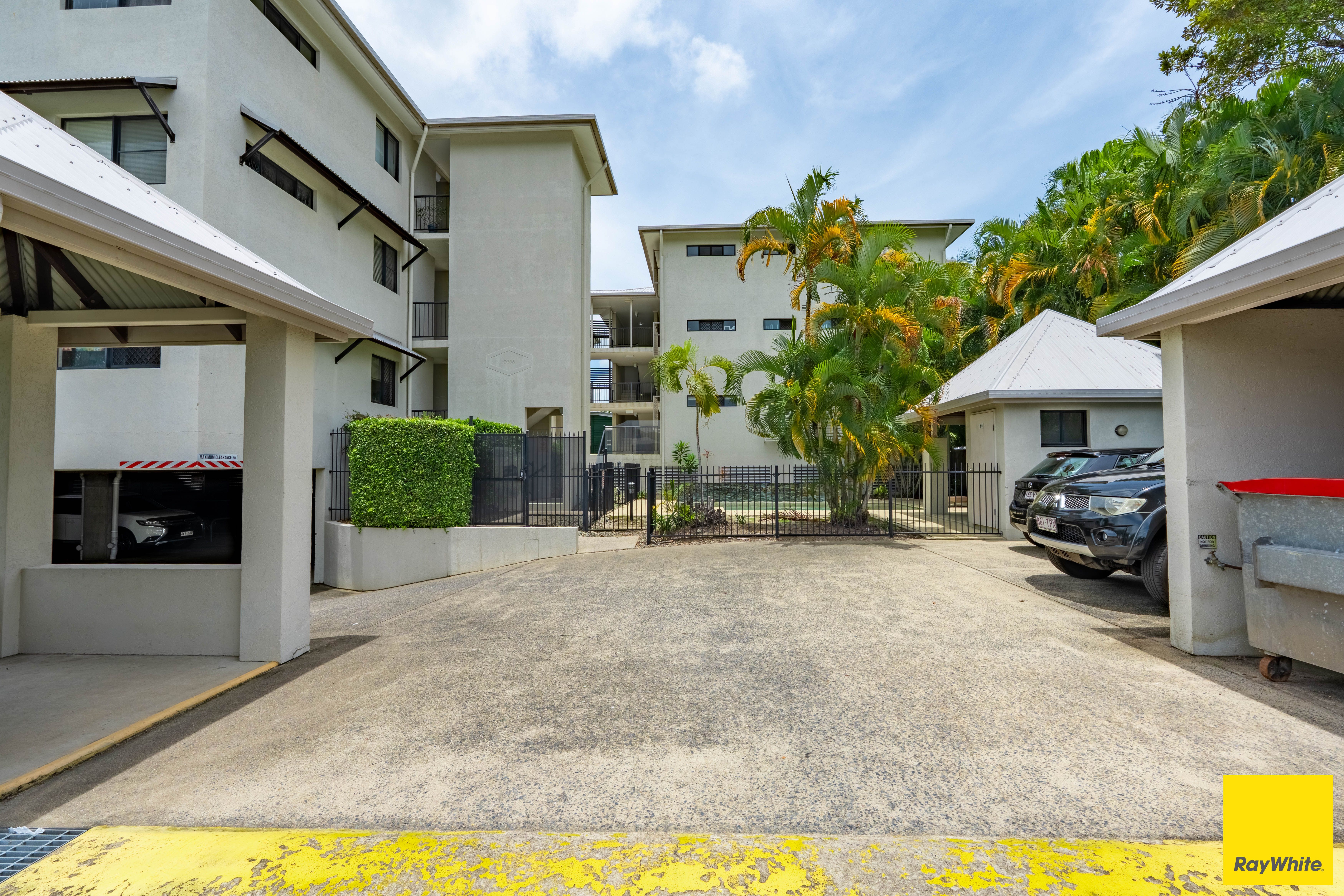 11/423-427 Draper Street, Parramatta Park, QLD 4870