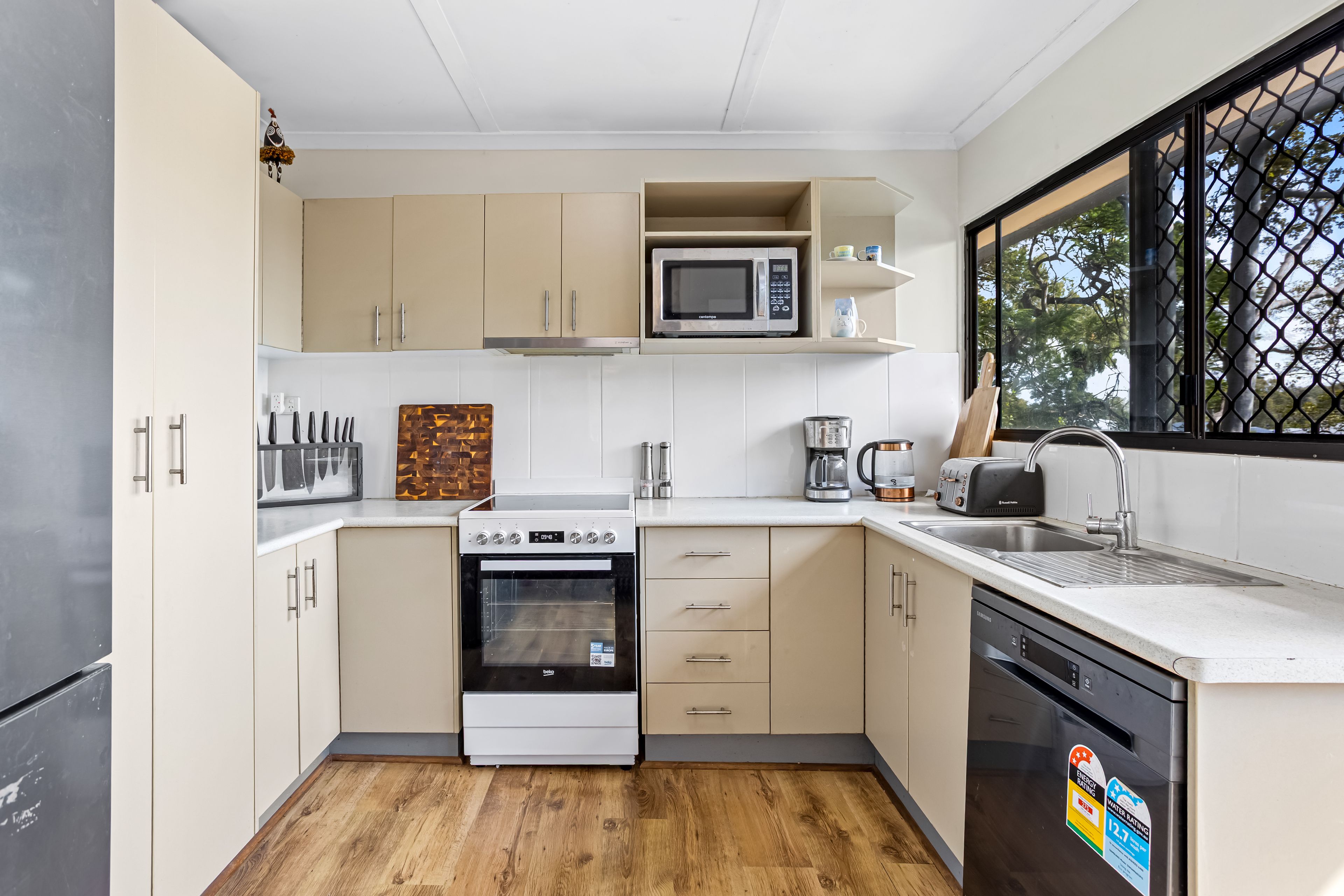36 Bancroft Terrace — photo 3 of 14