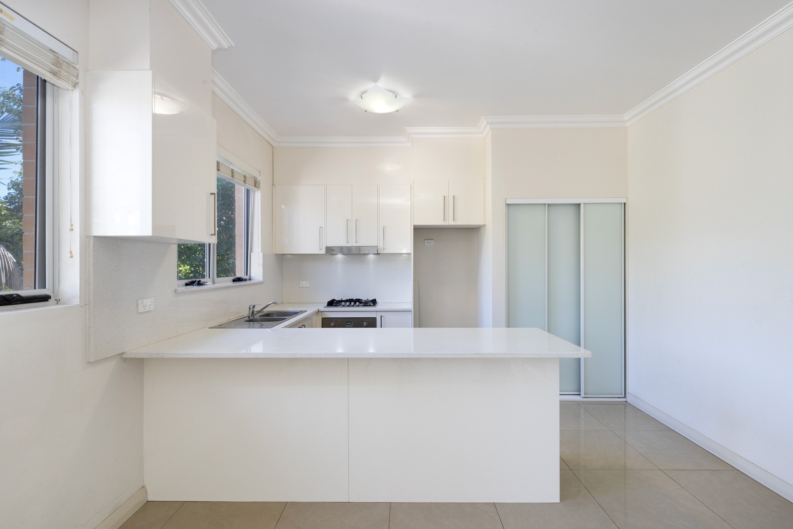 8/19 Burdett Street, Hornsby, NSW 2077