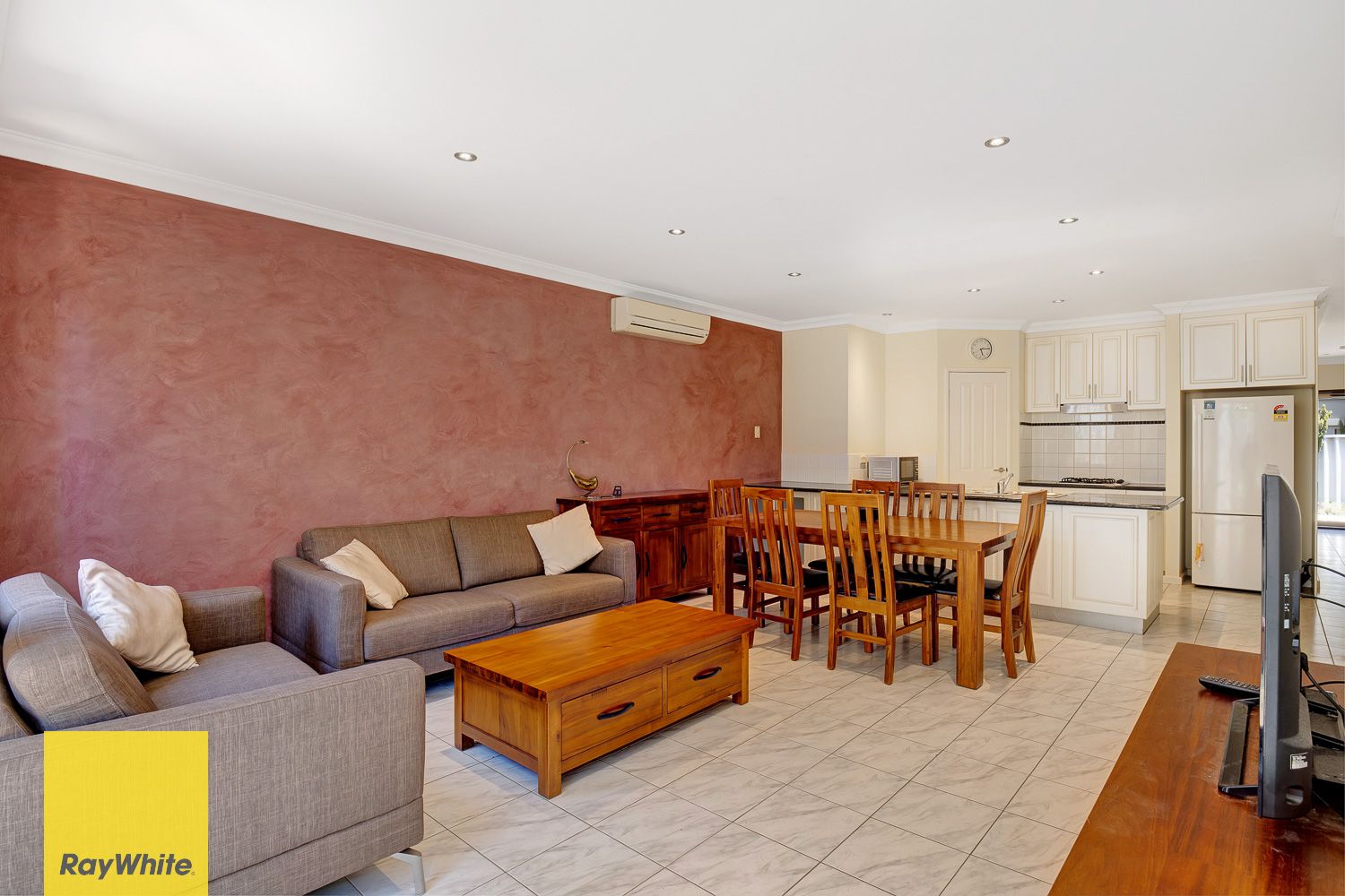 9B May Court, Nollamara, WA 6061