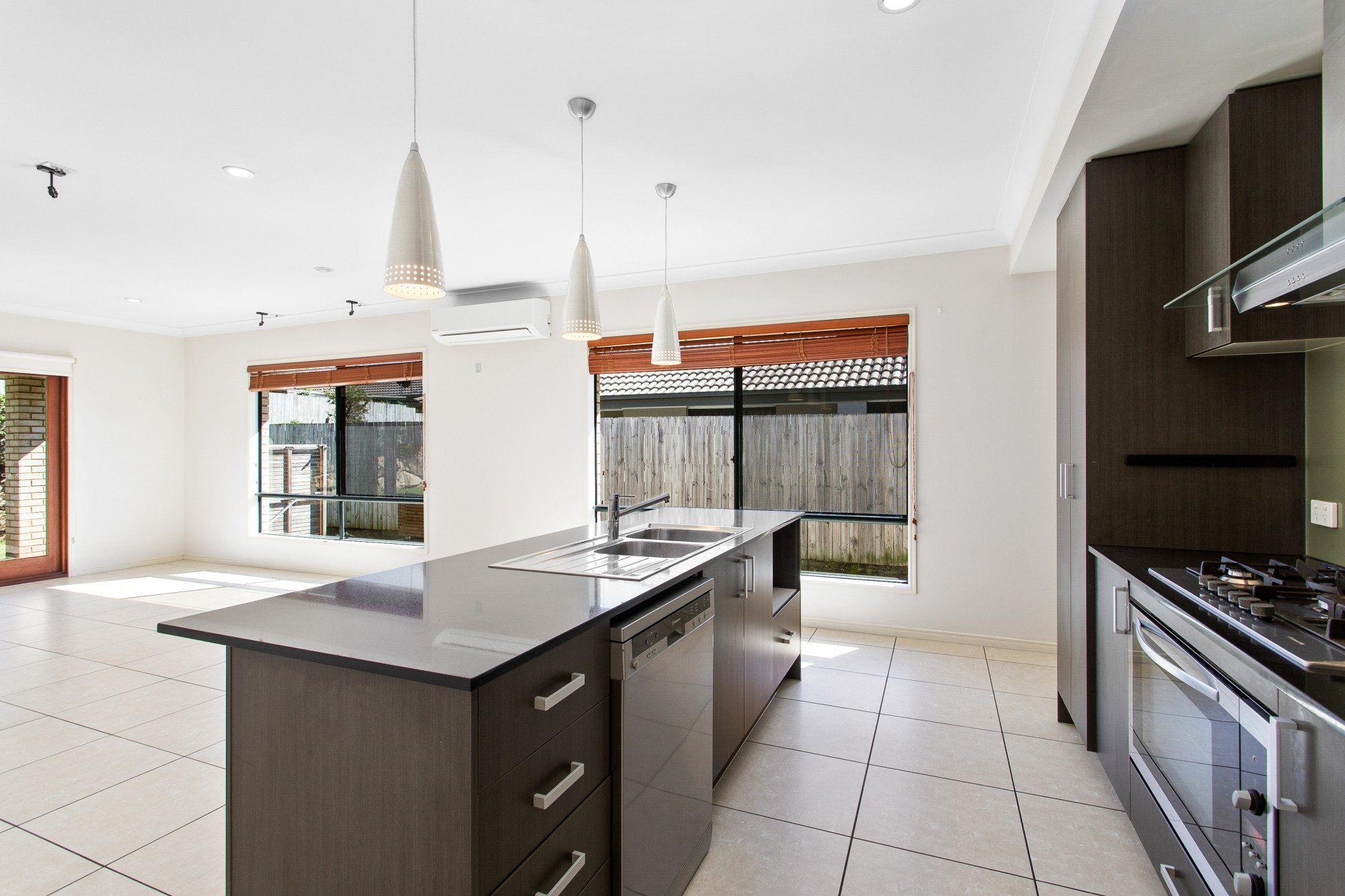 14 Suntrust Street, North Lakes, QLD 4509