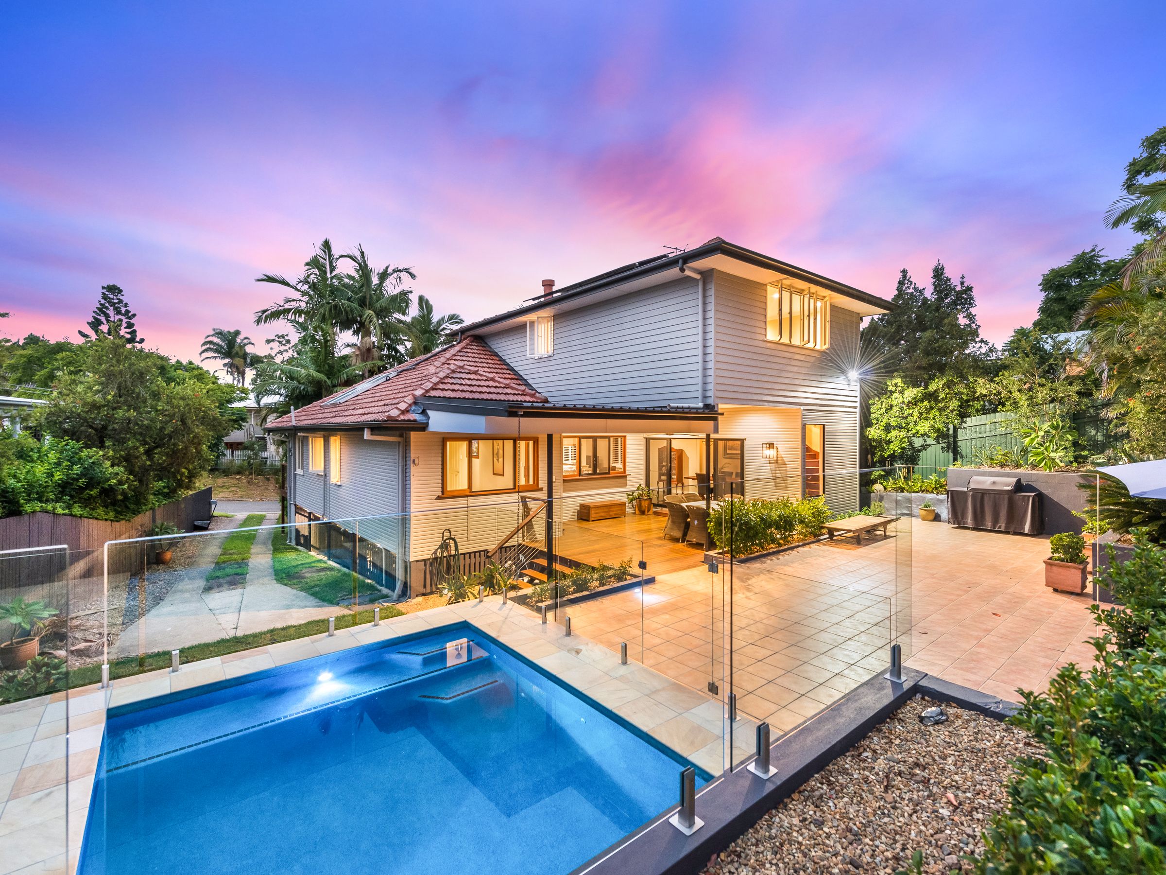 31 Walker Street, Coorparoo, QLD 4151