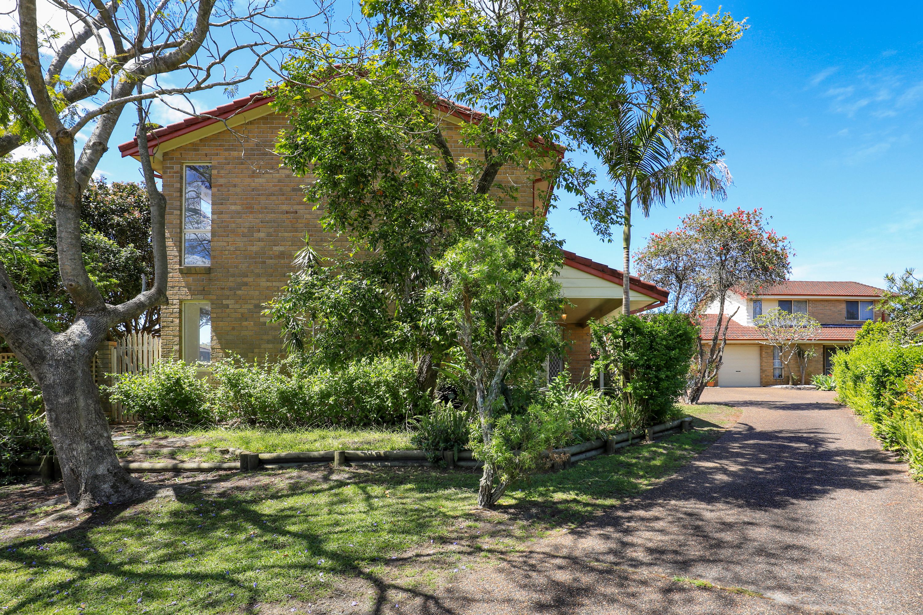 1/12 Lambton Close — photo 15 of 16