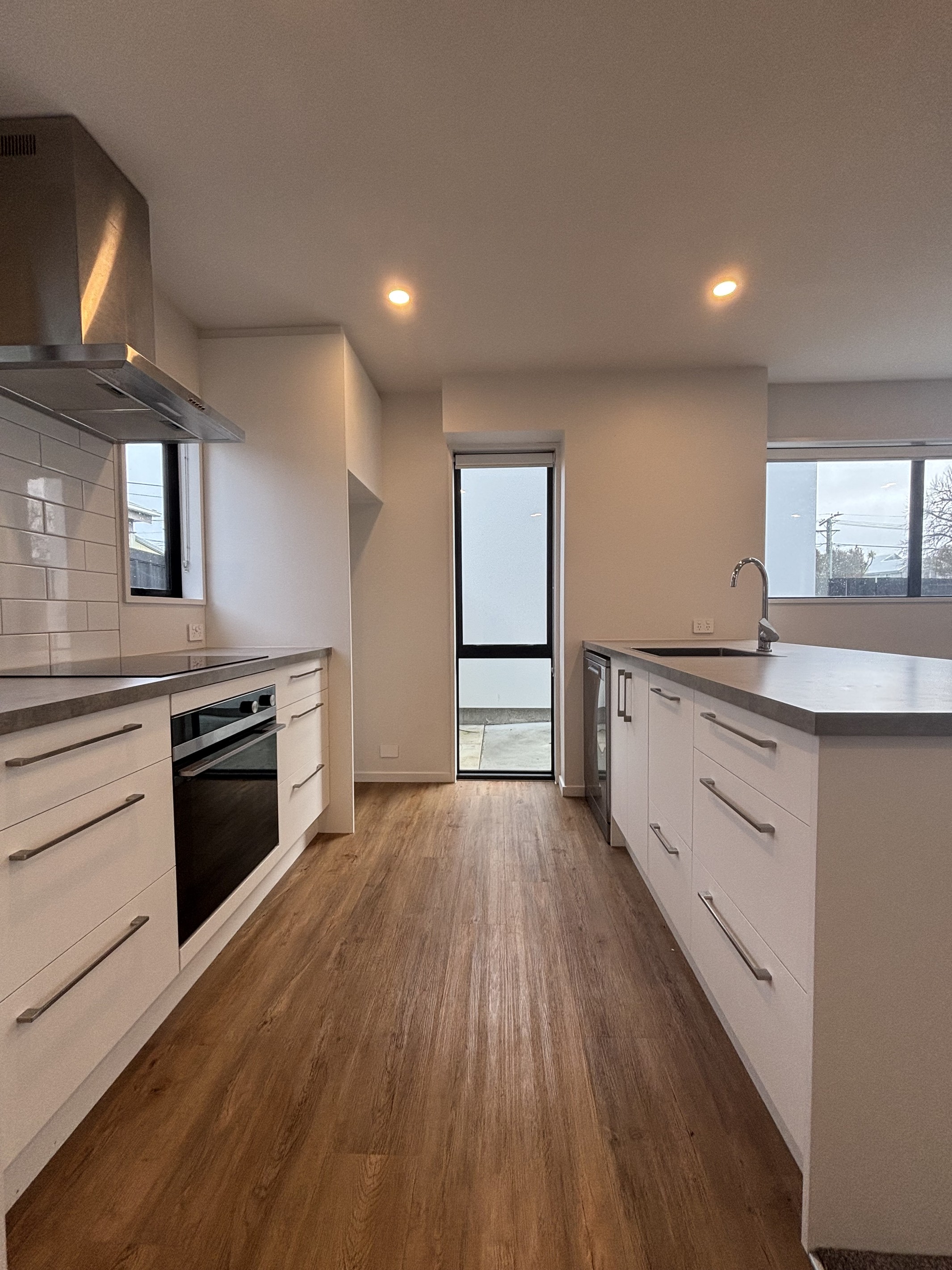 2/56 Olliviers Road, Phillipstown, Christchurch City
