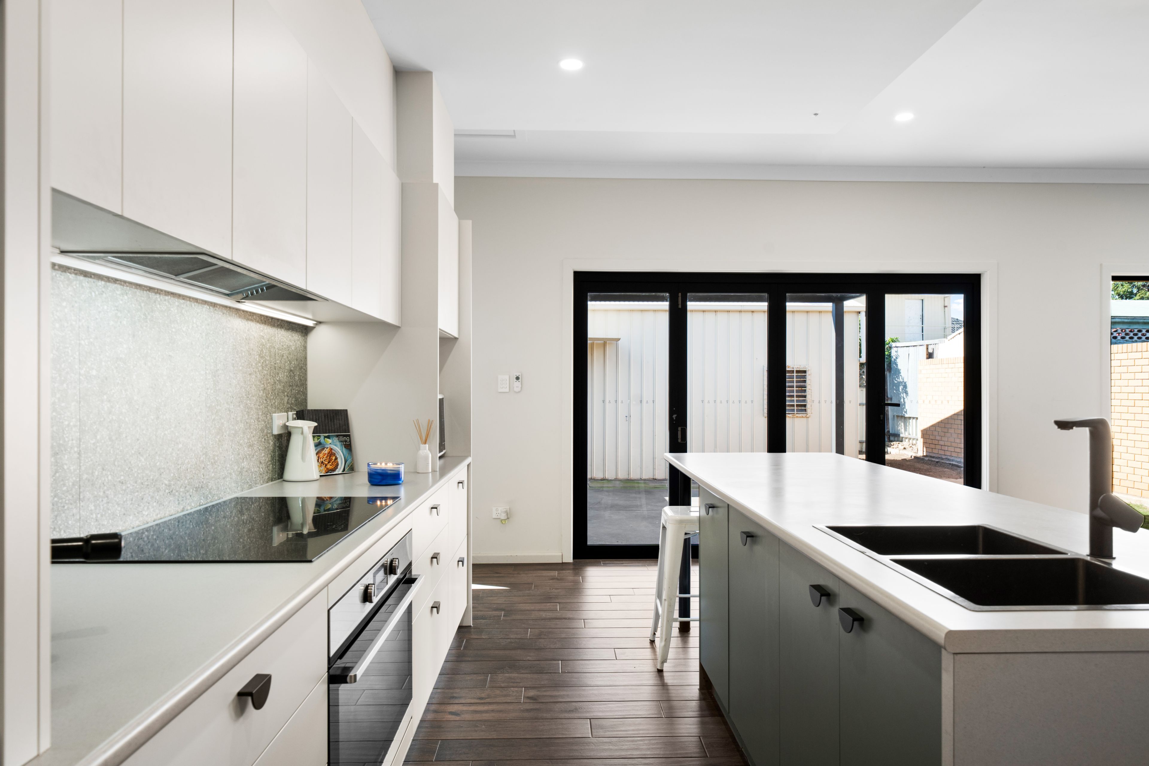 10 Grant Avenue — photo 6 of 18