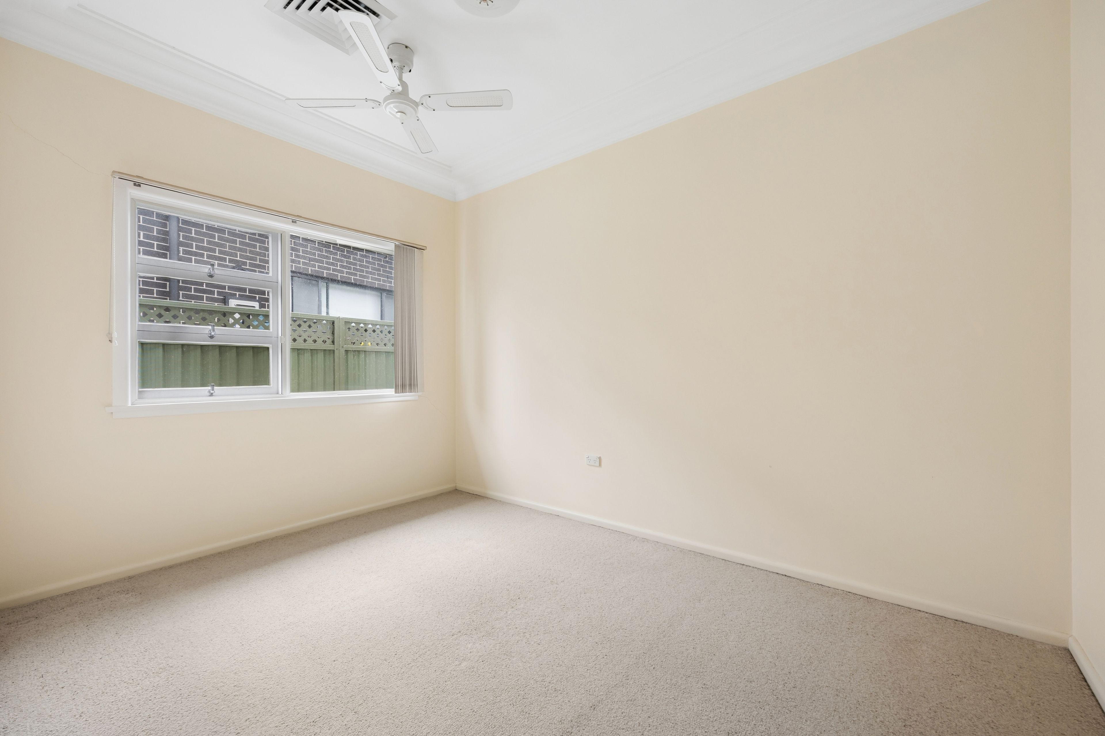 6 Livingstone Avenue — photo 6 of 11