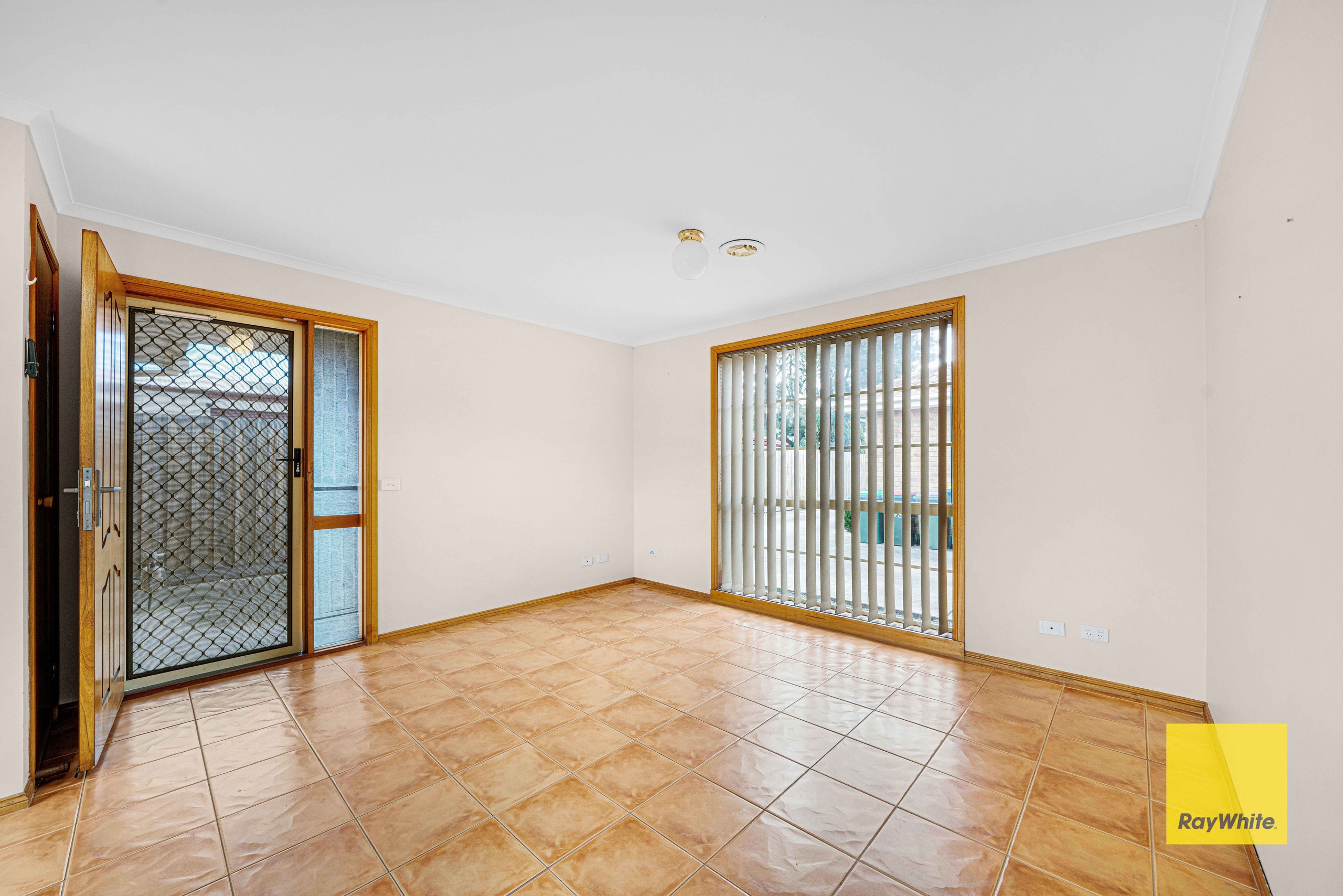 2/277 Victoria Street, Altona Meadows, VIC 3028