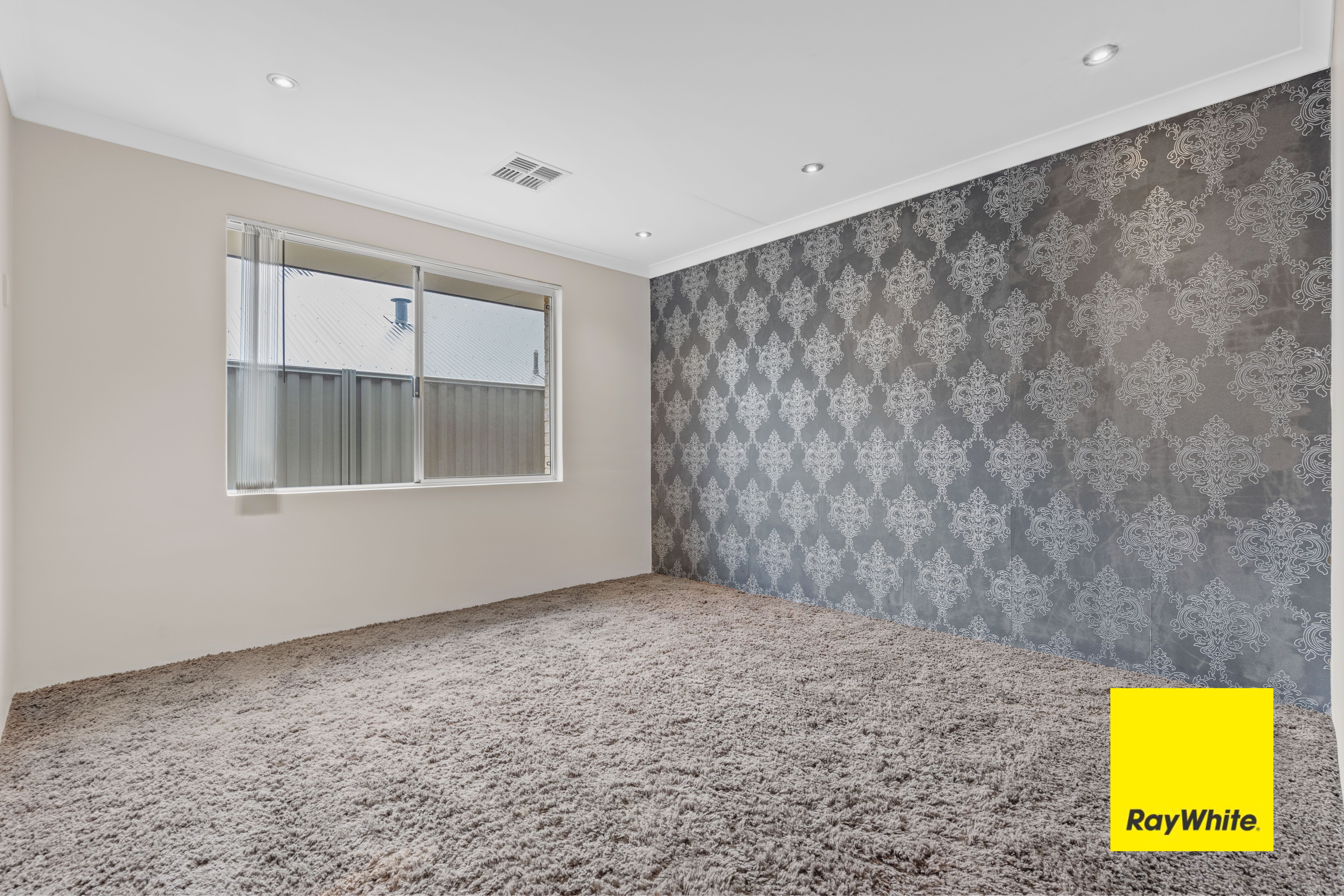 4 Erlon Way, Harrisdale, WA 6112