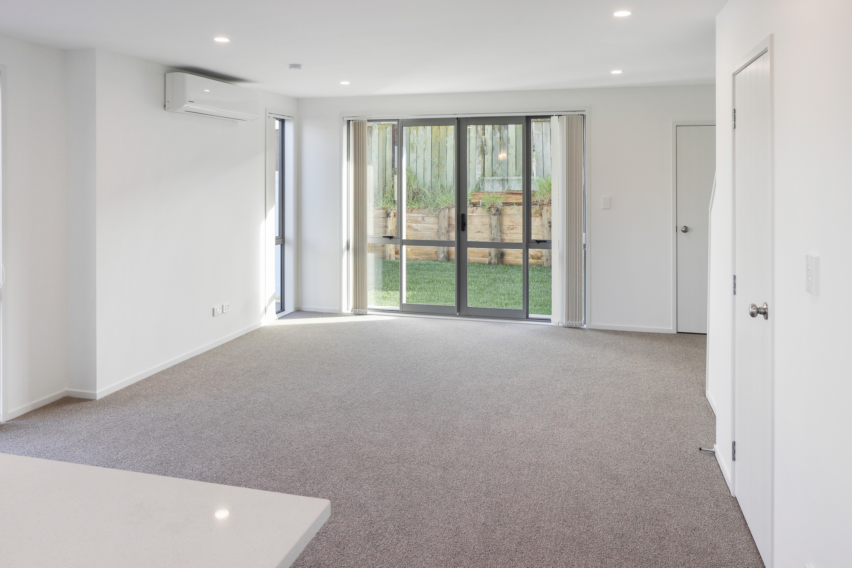 14E Massine Place, Randwick Park, Manukau City