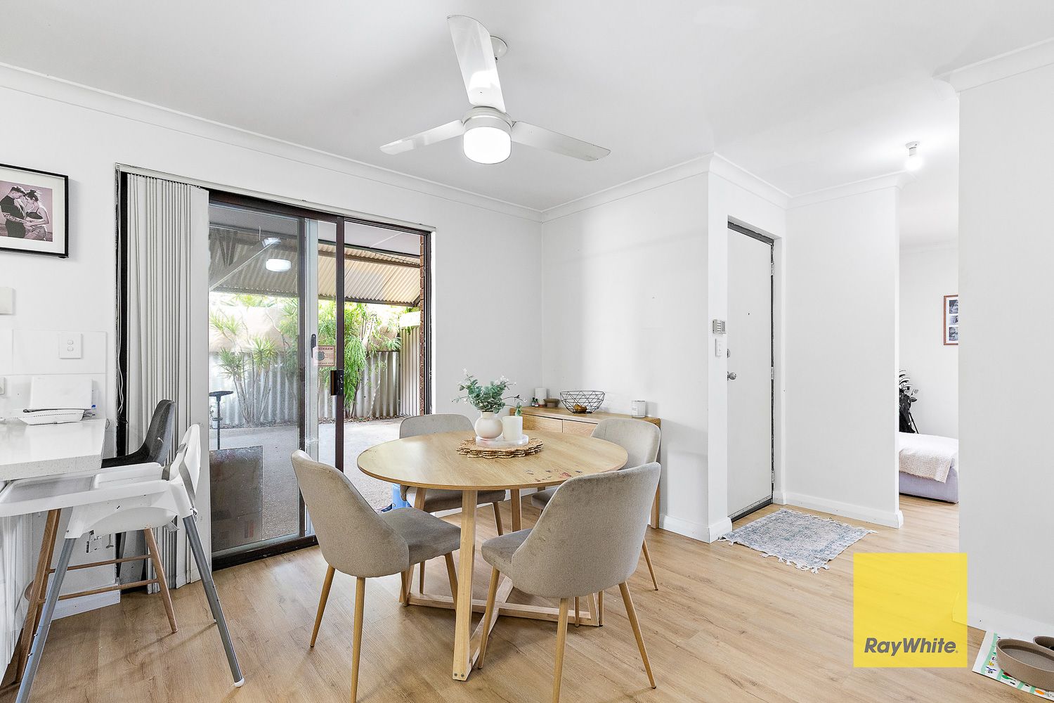 4 Bligh Place — photo 8 of 17