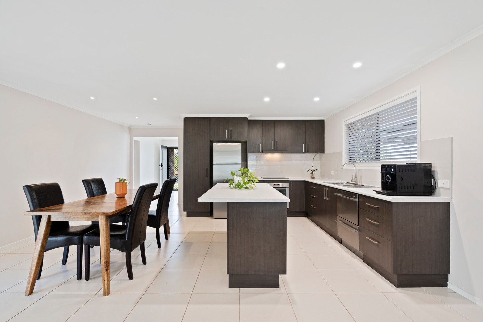 17 Crown Road, Alexandra Hills, QLD 4161