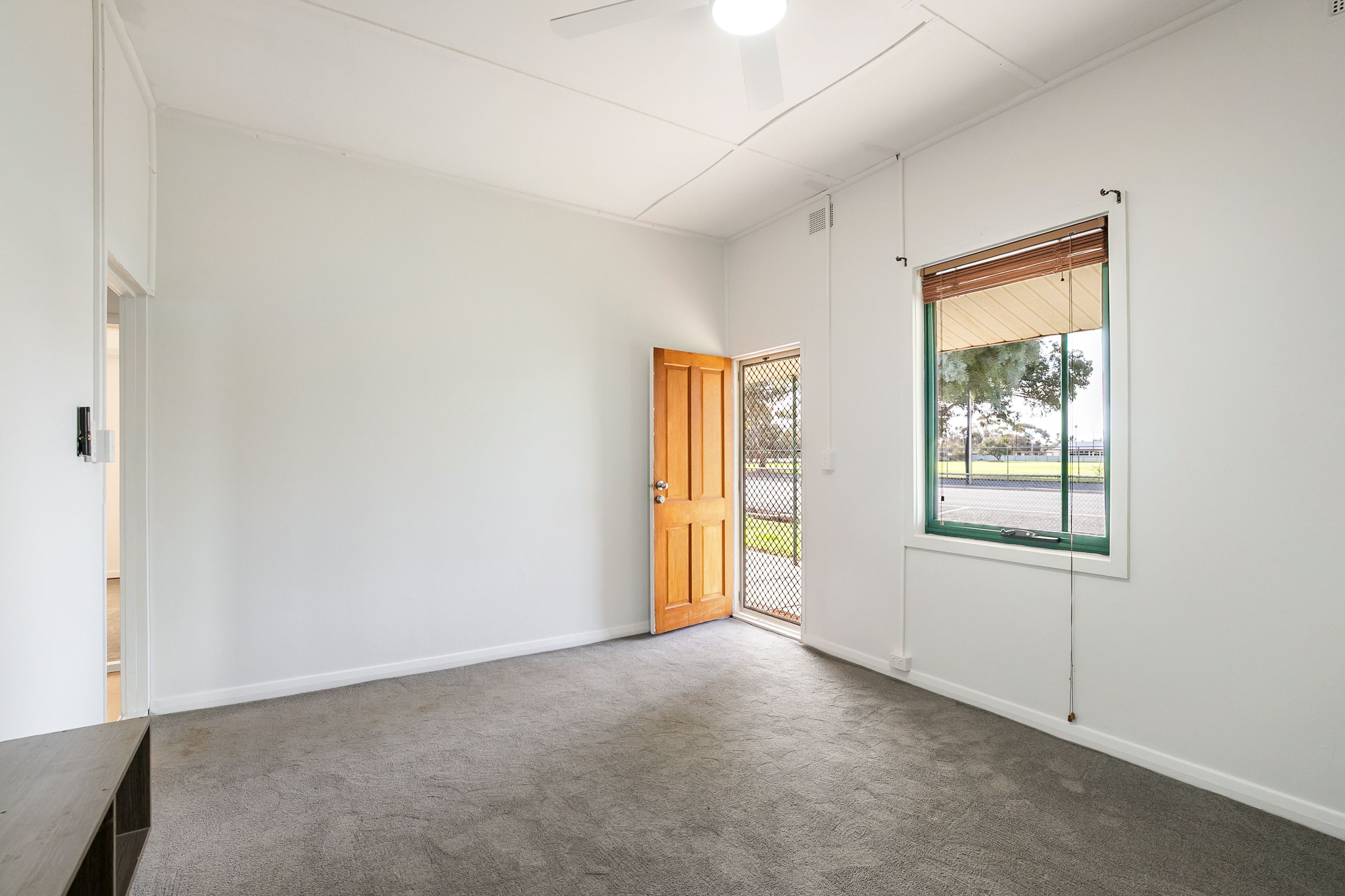 19 Jackson Street — photo 4 of 27
