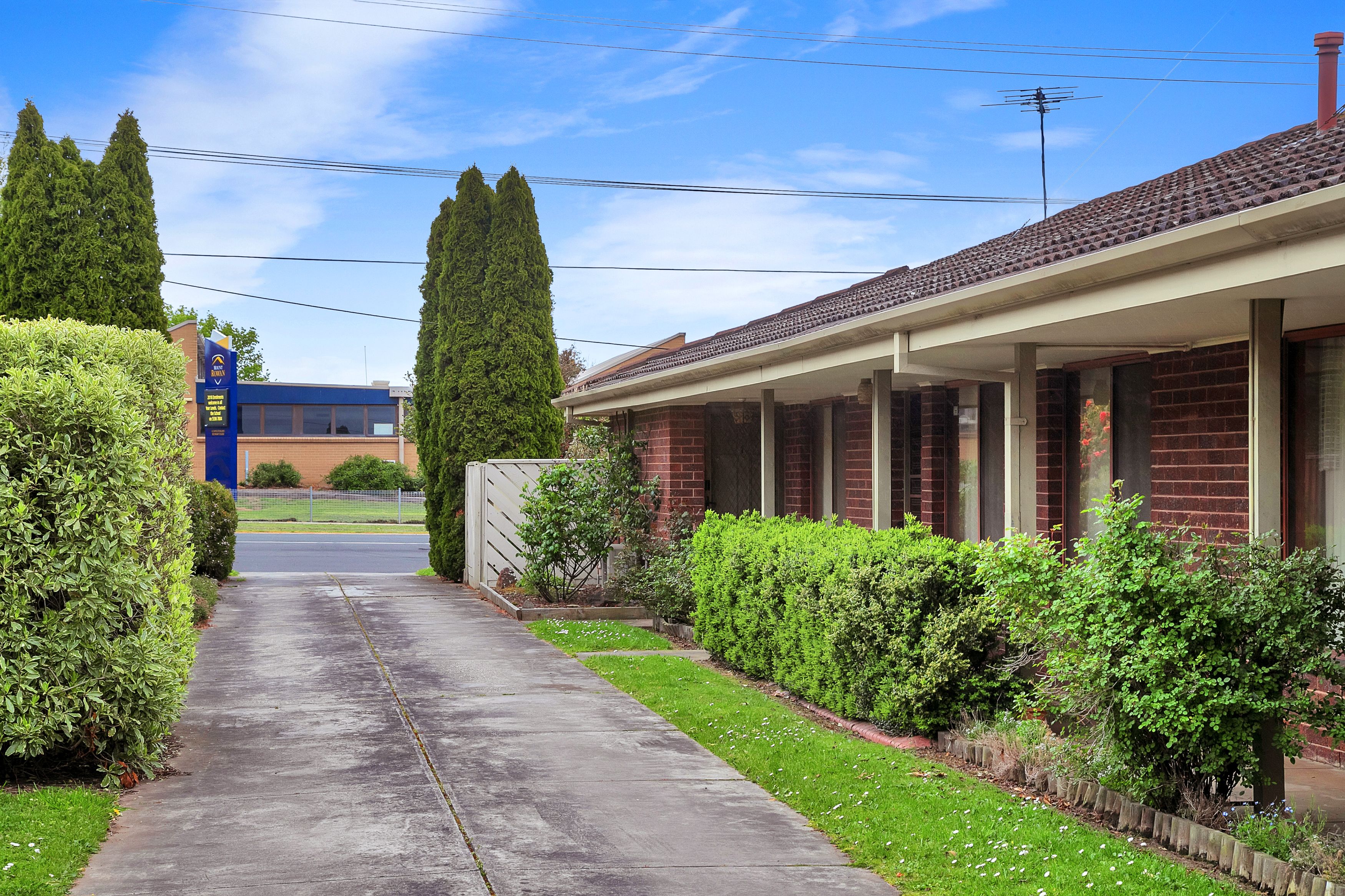 2/424 Forest Street, Wendouree, VIC 3355