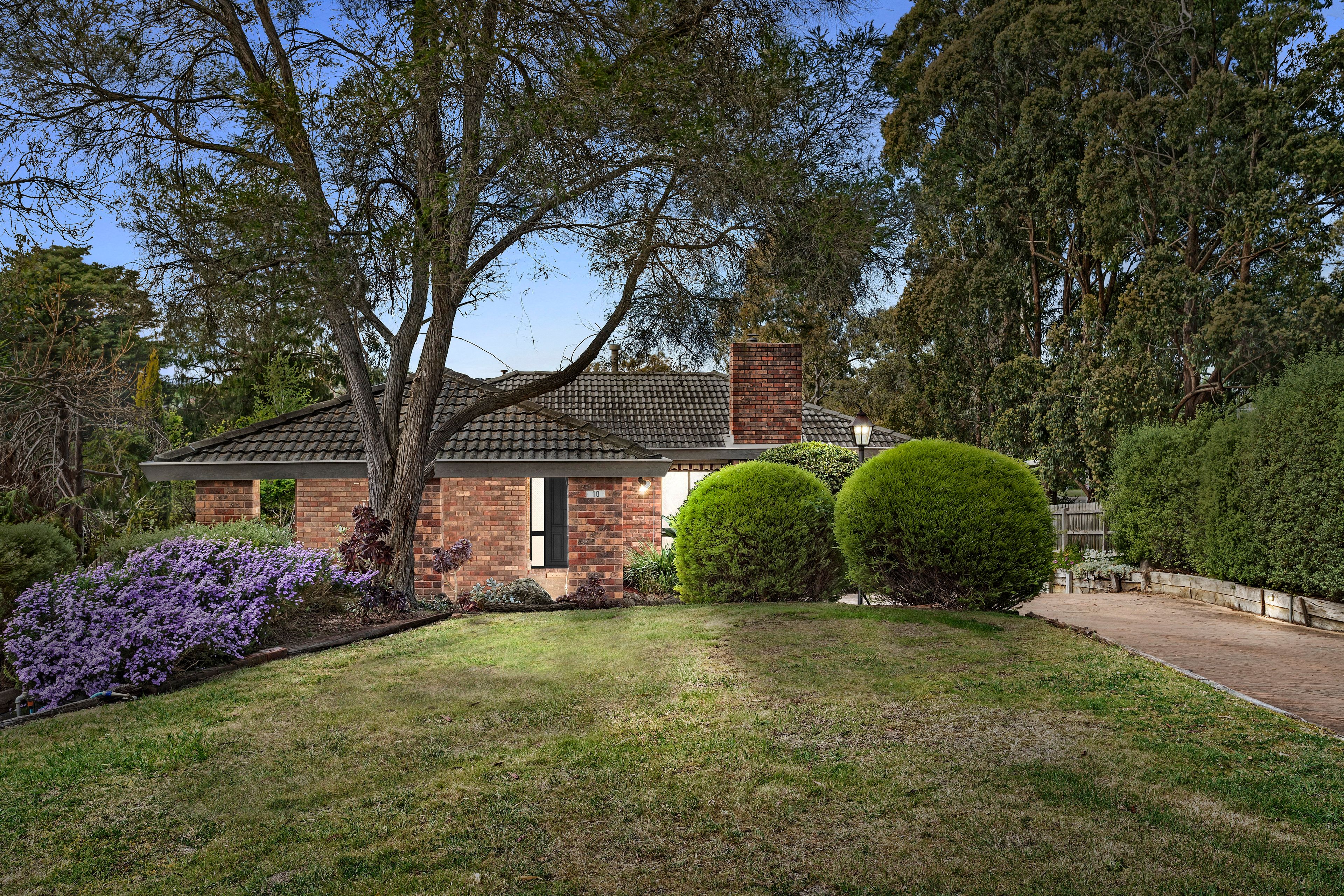 10 Rowland Court, Wonga Park, VIC 3115 Sold House Ray White Croydon