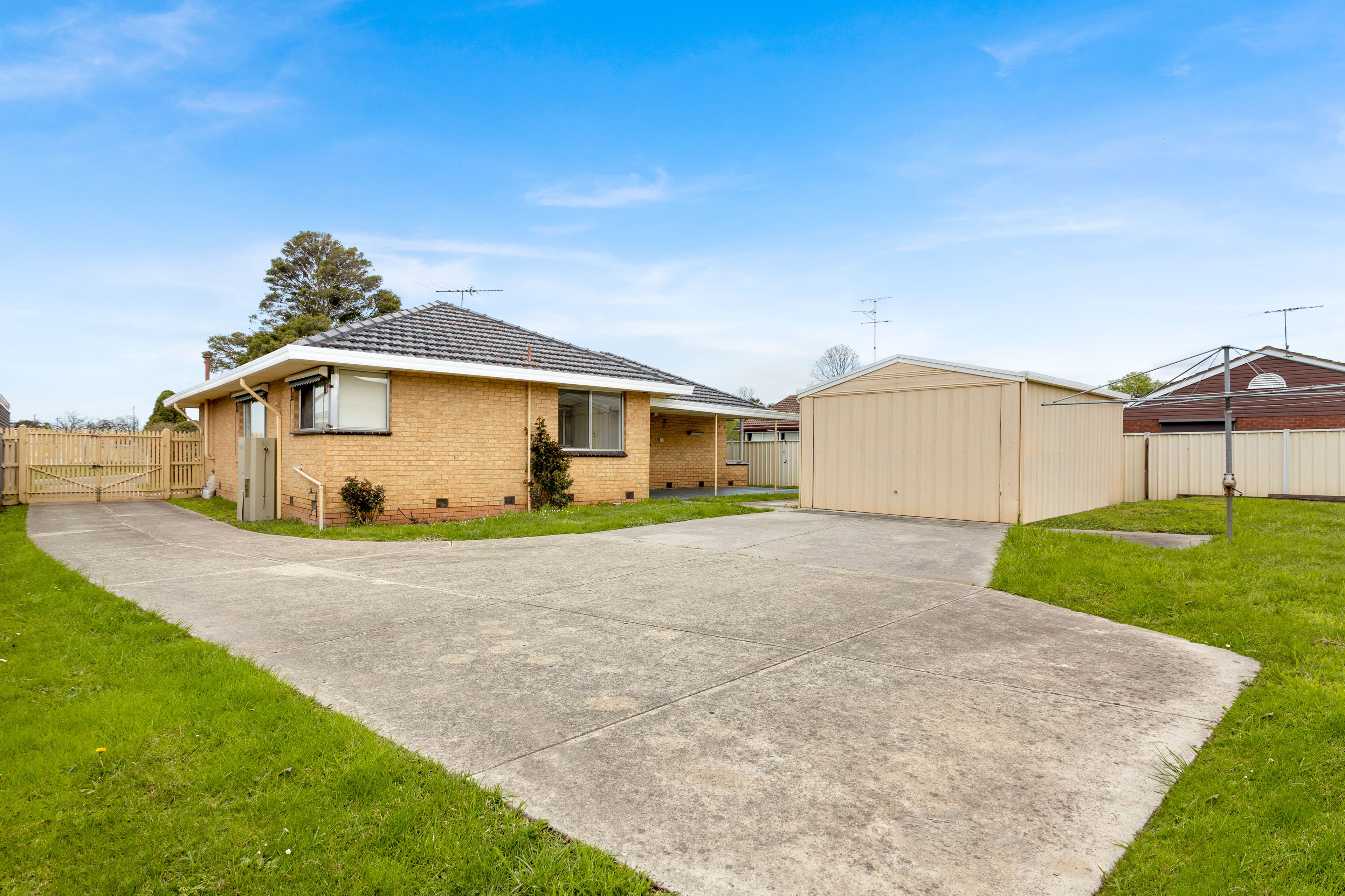 28 Henry Street, Pakenham, VIC 3810