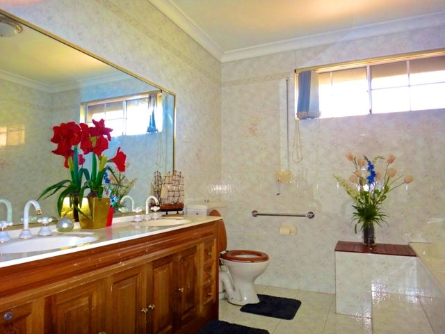 17 Hanwood Place, Edensor Park, NSW 2176