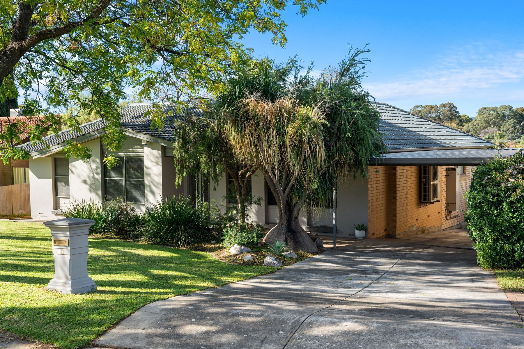 43 Flockhart Avenue, Valley View, SA 5093