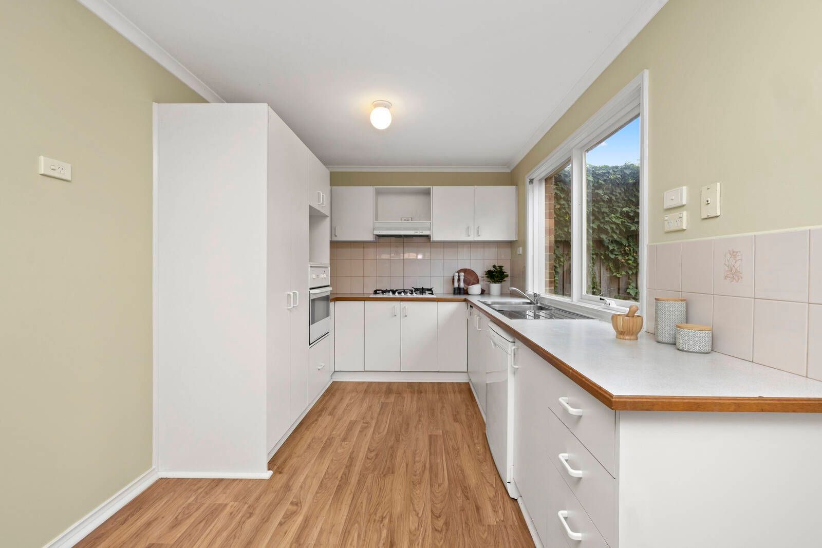 9/262 Poath Road, Hughesdale, VIC 3166