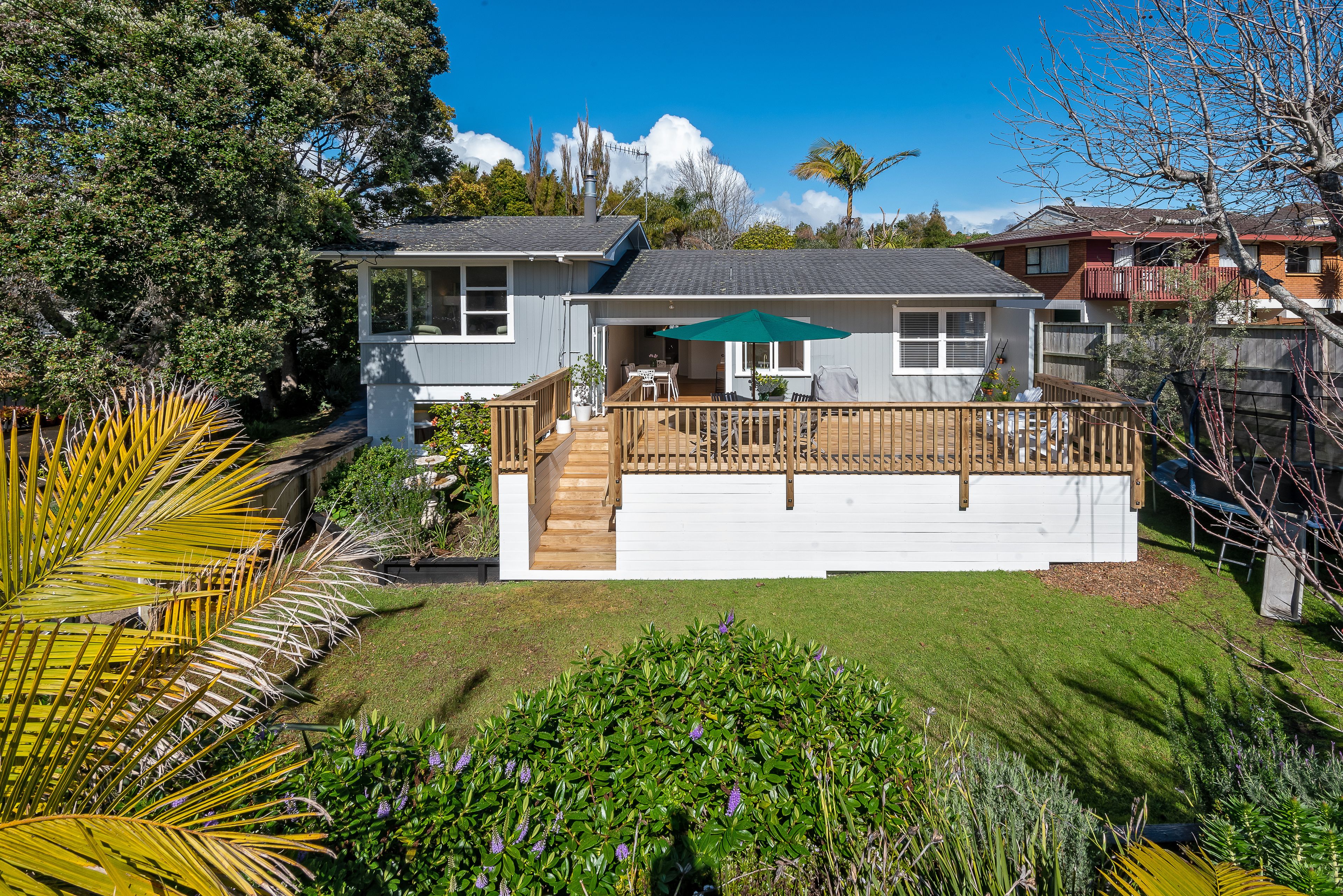 79 Uxbridge Road, Cockle Bay, Manukau City