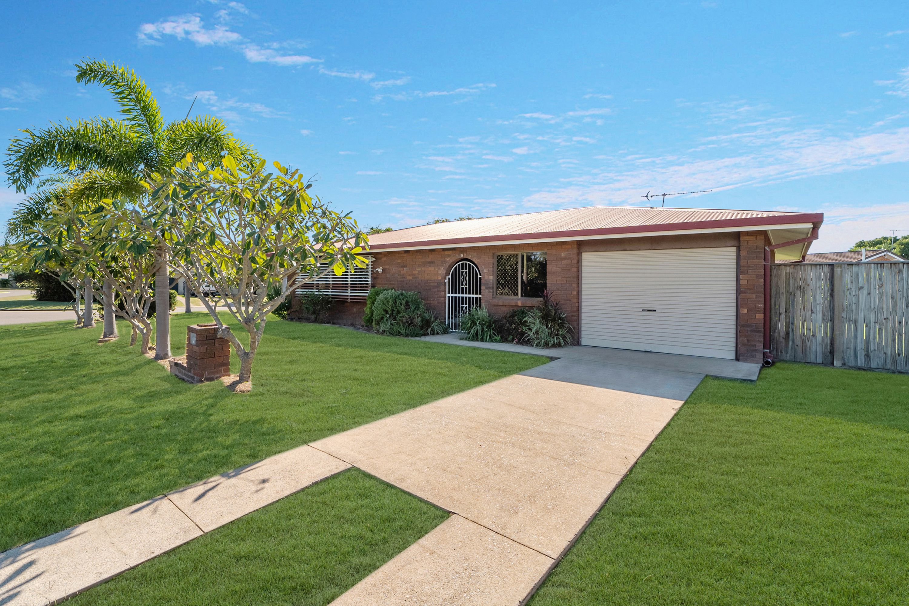 8 Brookhurst Avenue, Kirwan, QLD 4817