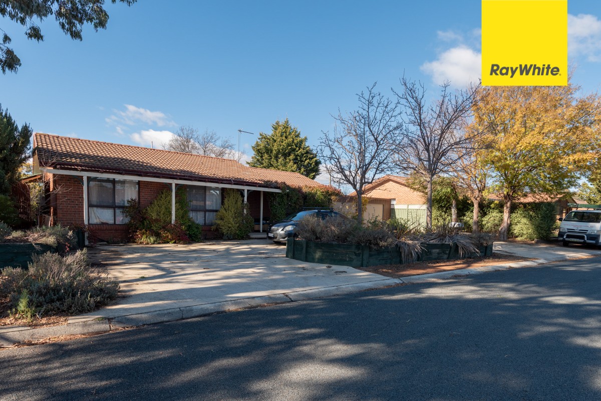 12 Balala Place, Isabella Plains, ACT 2905