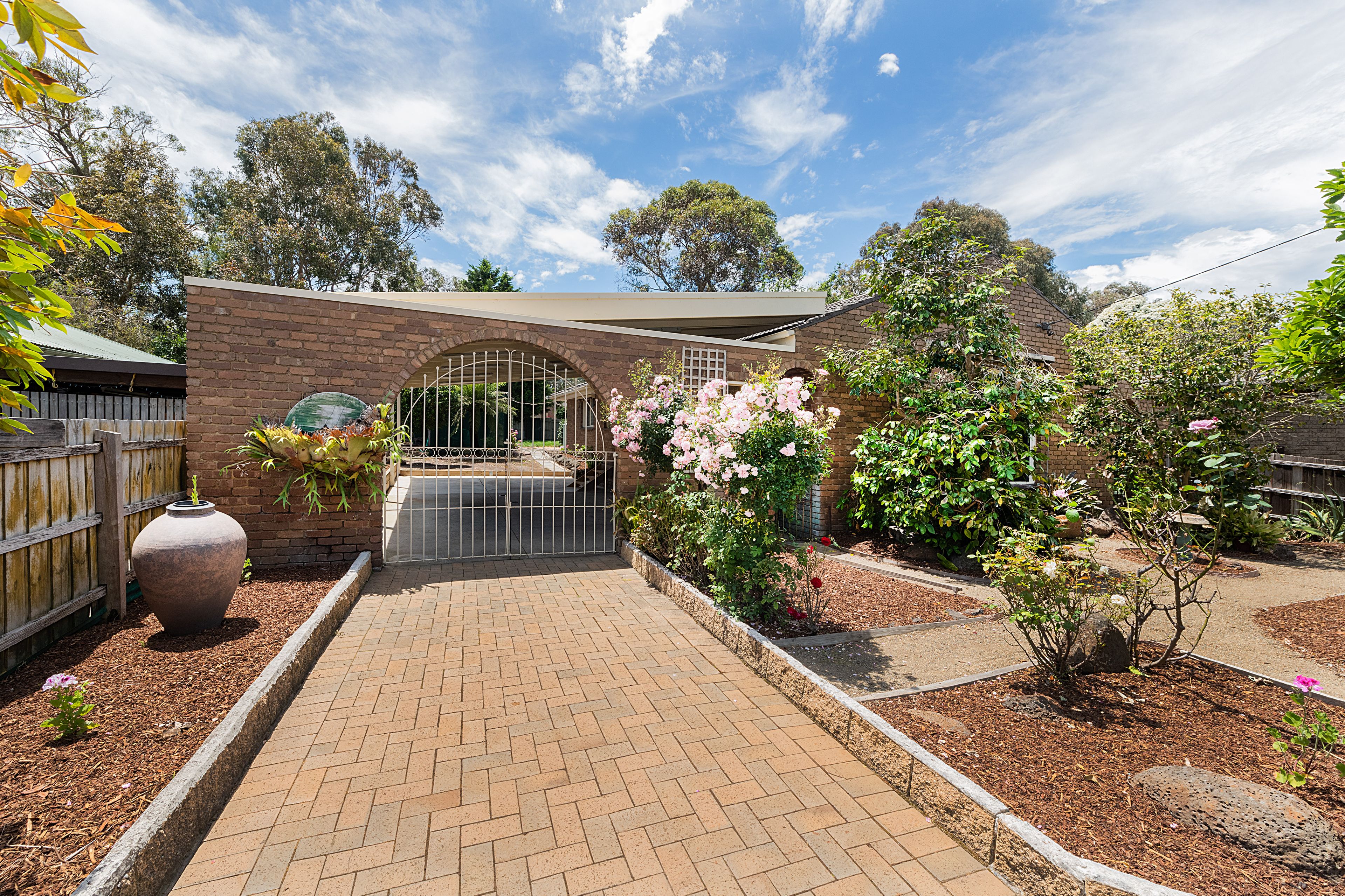 111 Farnham Road, Bayswater, VIC 3153
