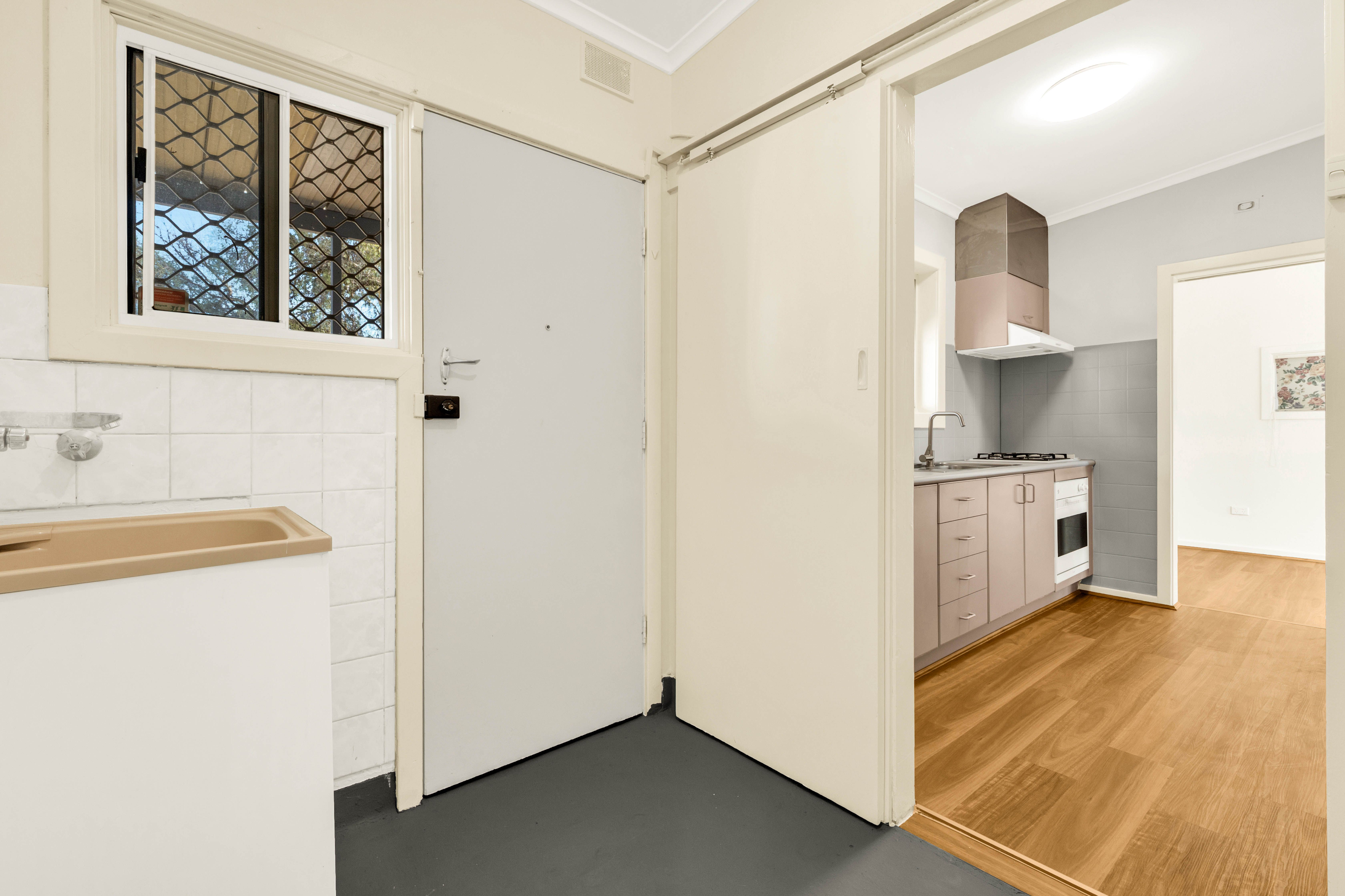 9 Stapleton Street — photo 9 of 19