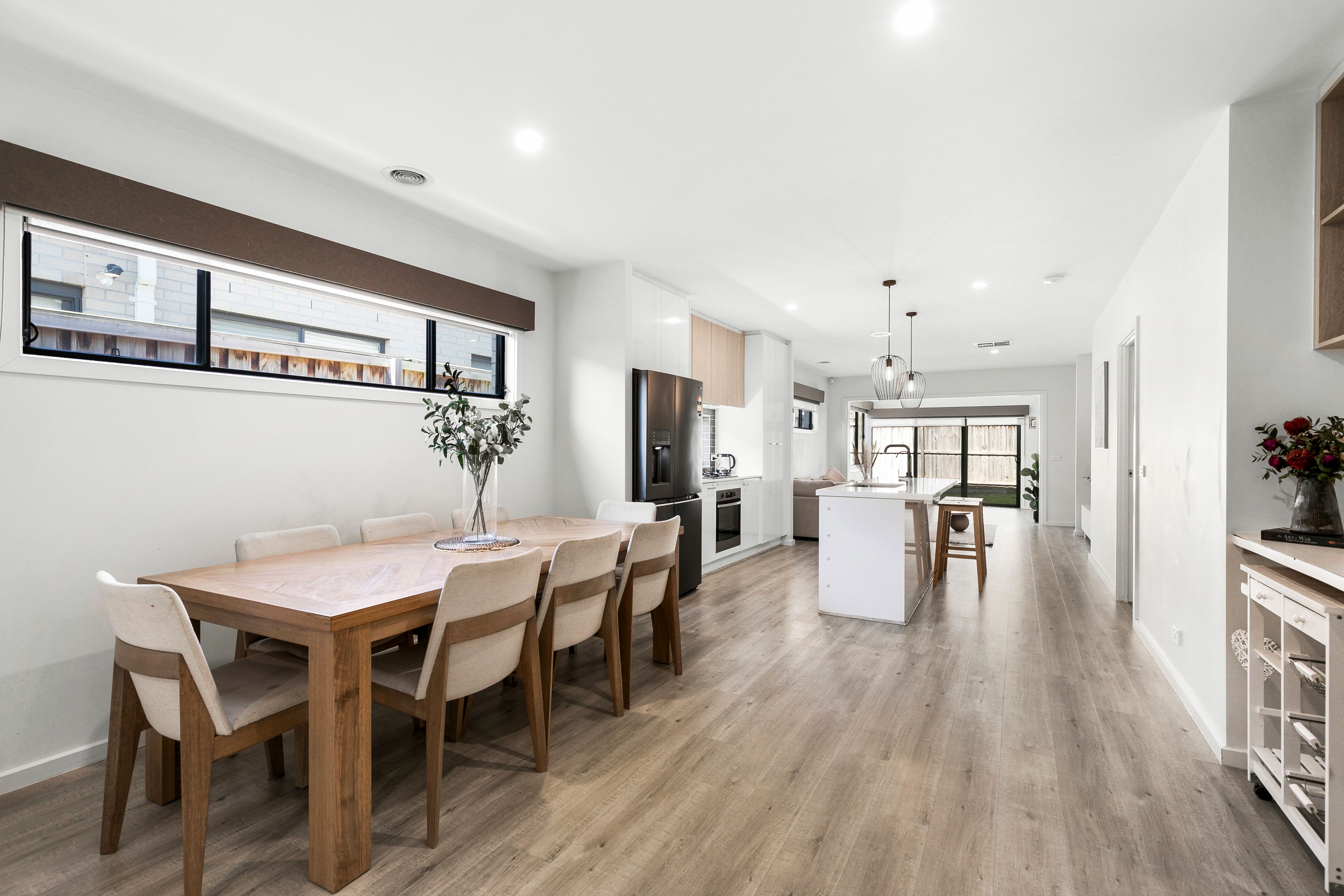 12 Lavinia Street — photo 5 of 14