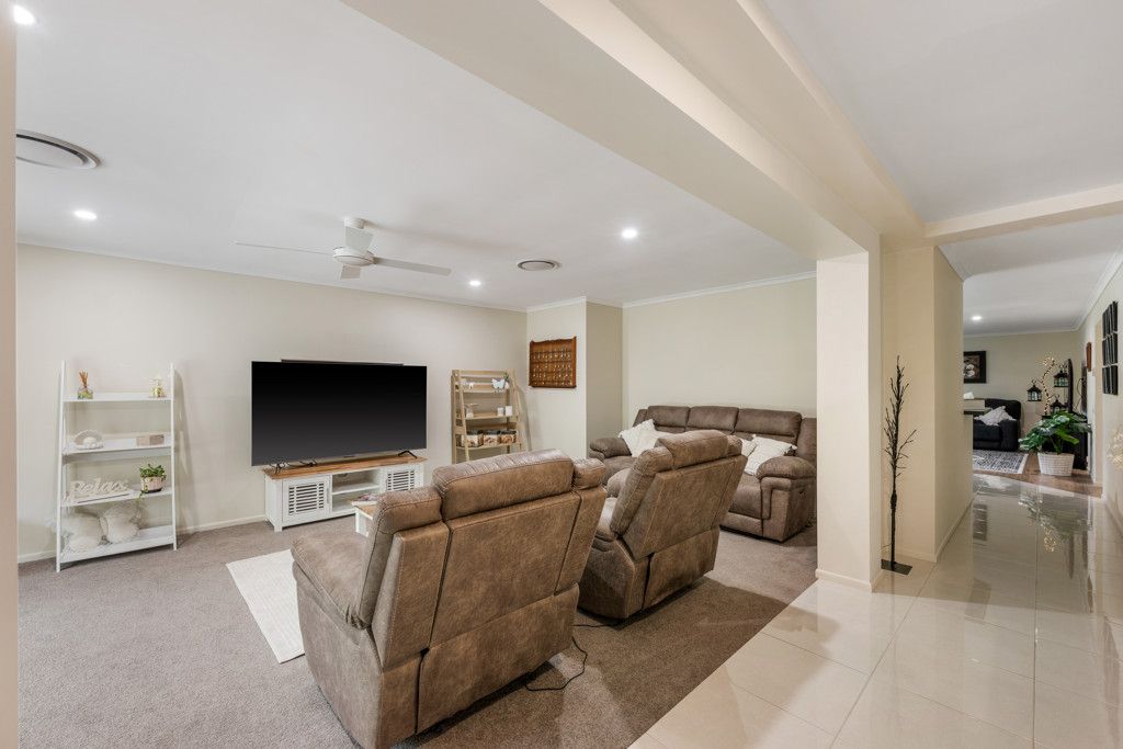 5 River Gum Close — photo 5 of 22