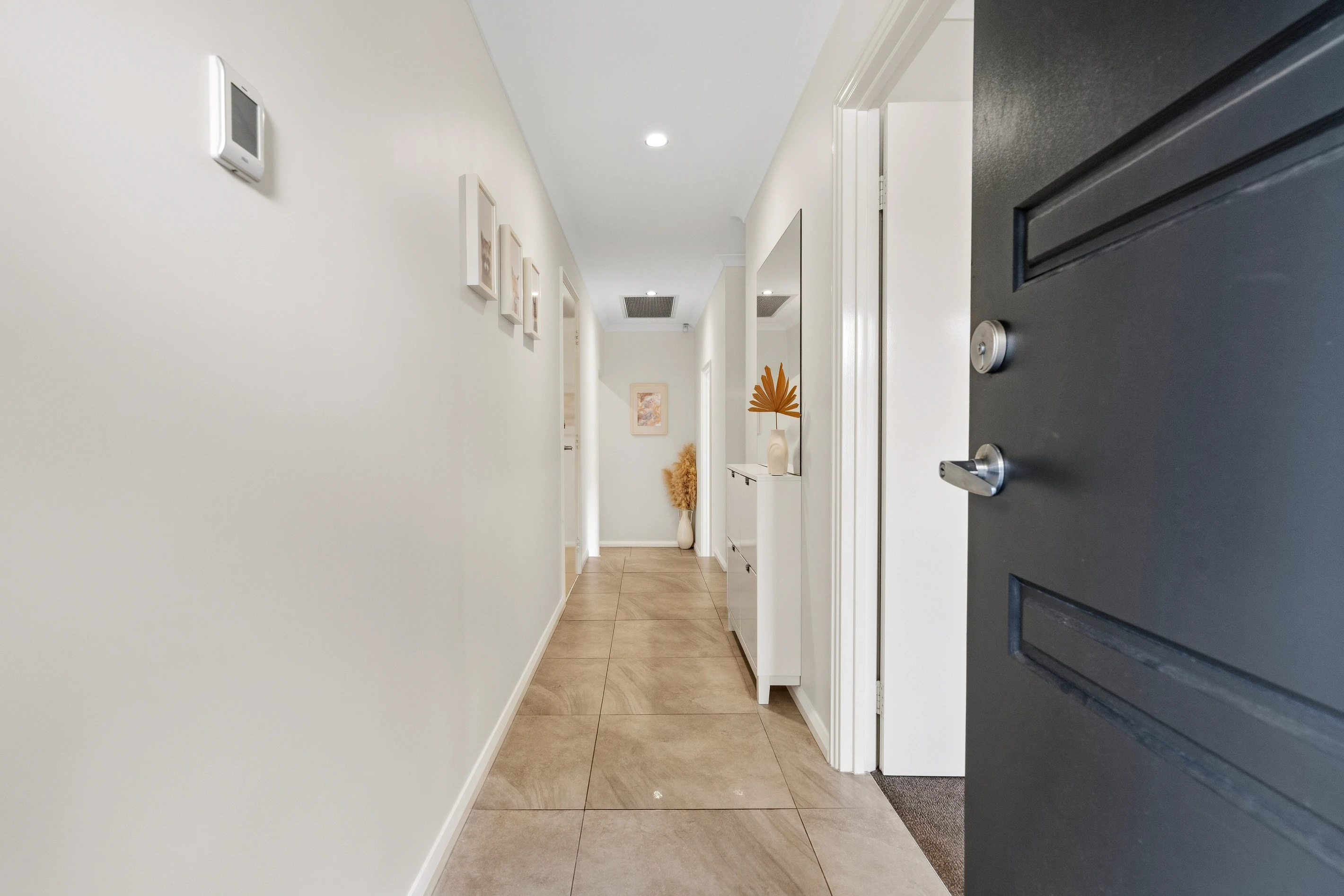 2/43 Mcglinn Way, Cloverdale, WA 6105