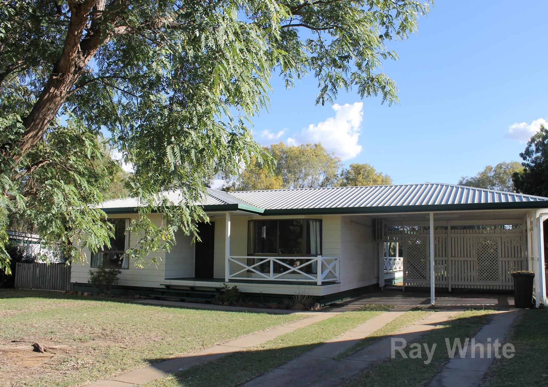 13 Acacia Avenue, Dalby QLD 4405