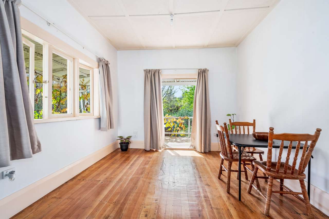 8 Mountain View Road, Hikurangi, Whangarei District Real Estate Ray