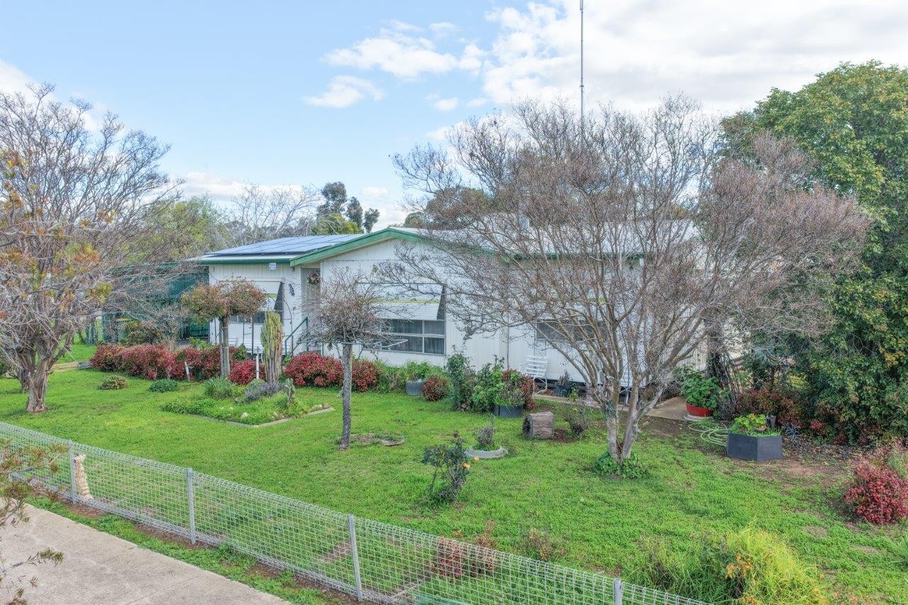 24 Carne Street, Moulamein, NSW 2733