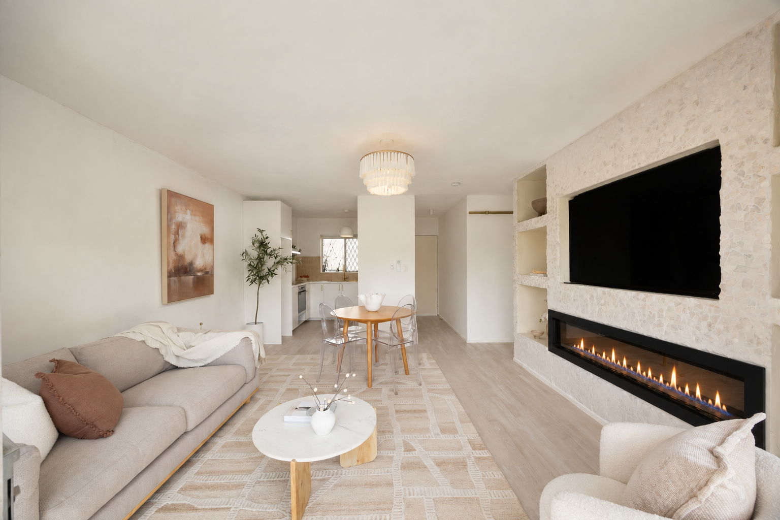 2/12 Stanley Street — photo from Ray White Indooroopilly