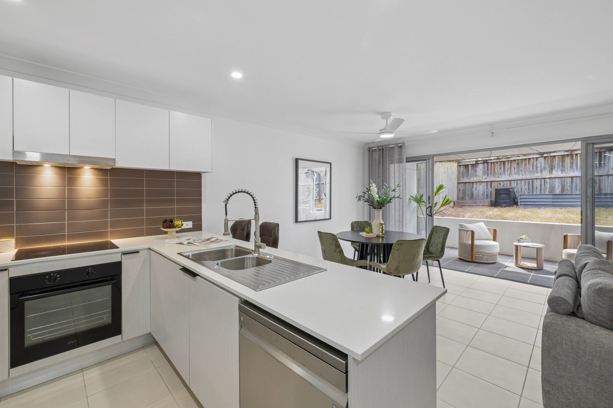 16/8 Norfolk Street — photo 6 of 25