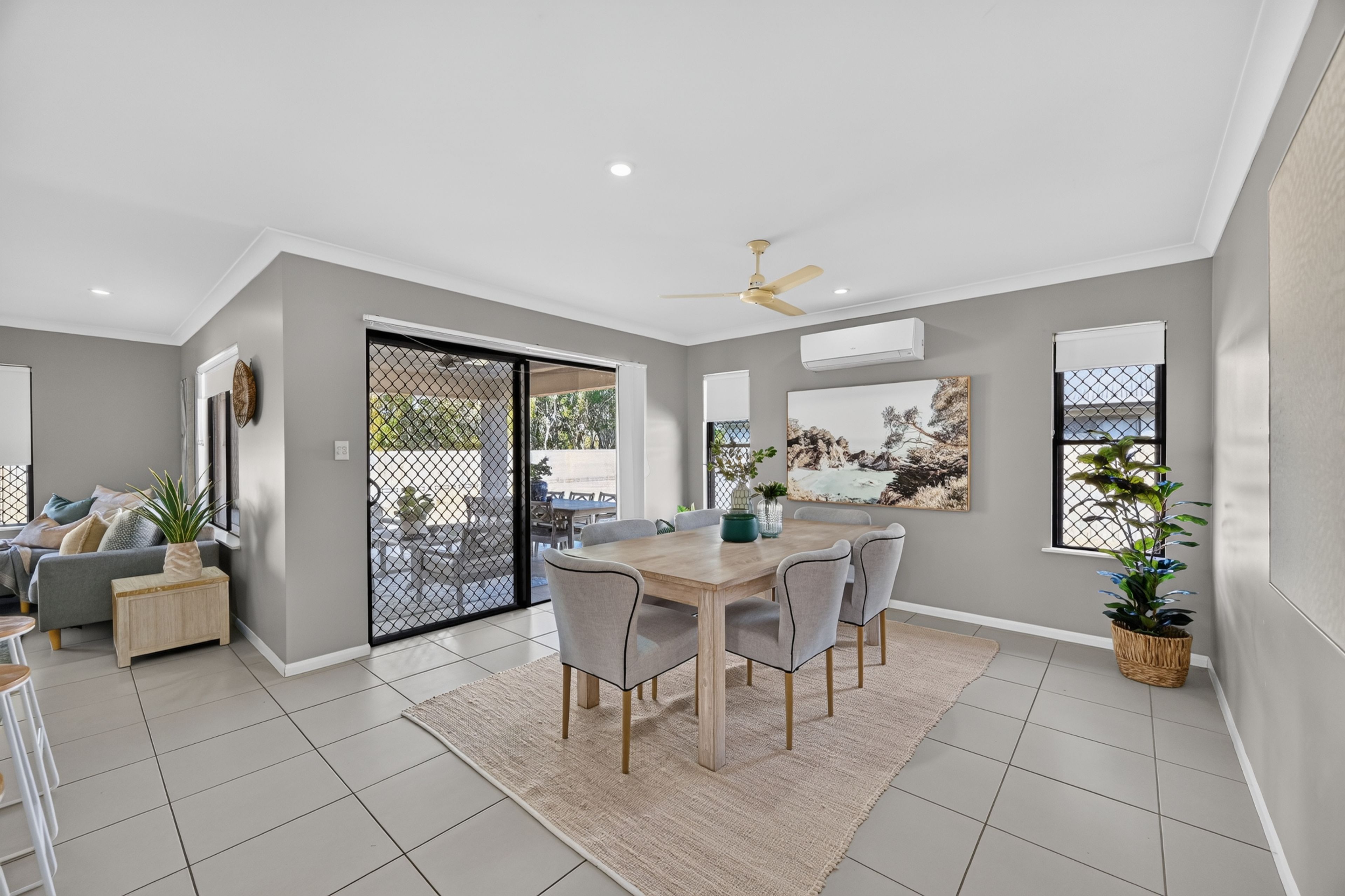 18 Kirrama Court, Bushland Beach, QLD 4818 - House for Sale - Ray White ...