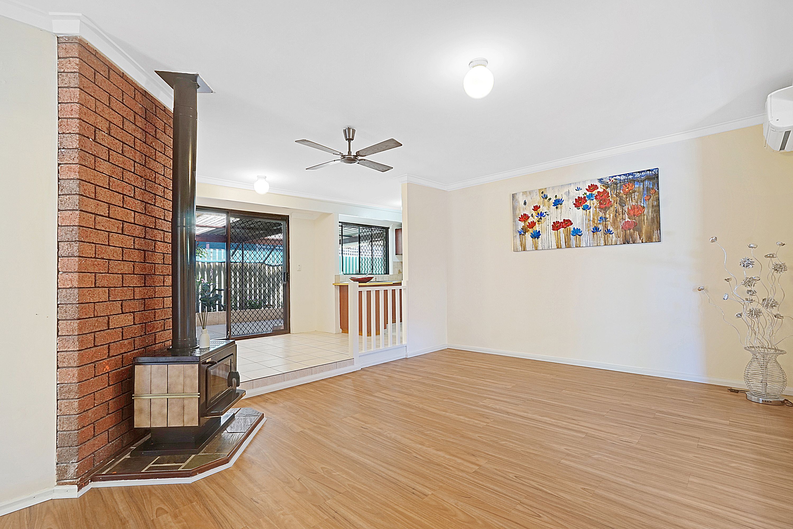 5 Pallens Grove, Mirrabooka, WA 6061