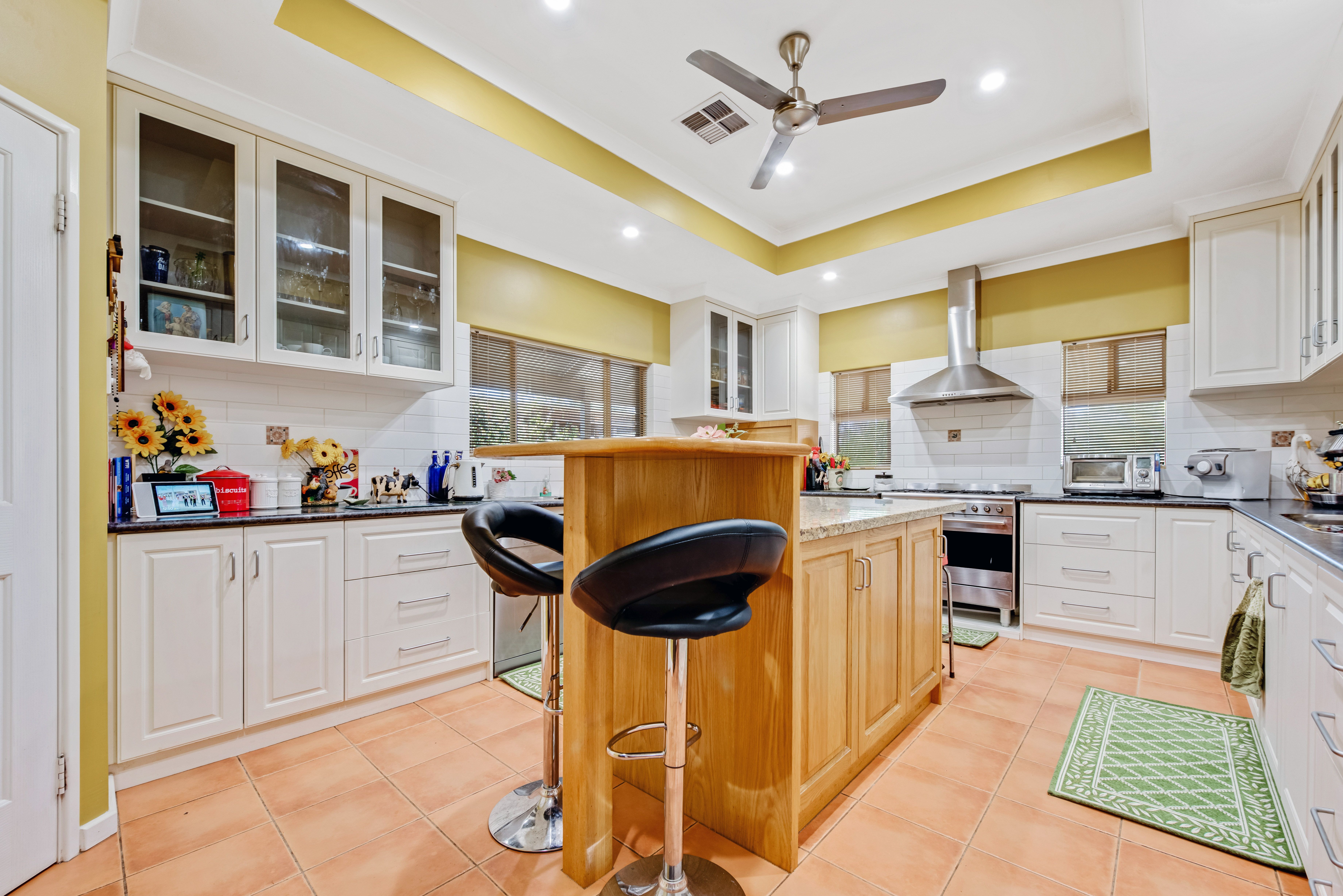 76 Eliza Shaw Drive, White Peak, WA 6532