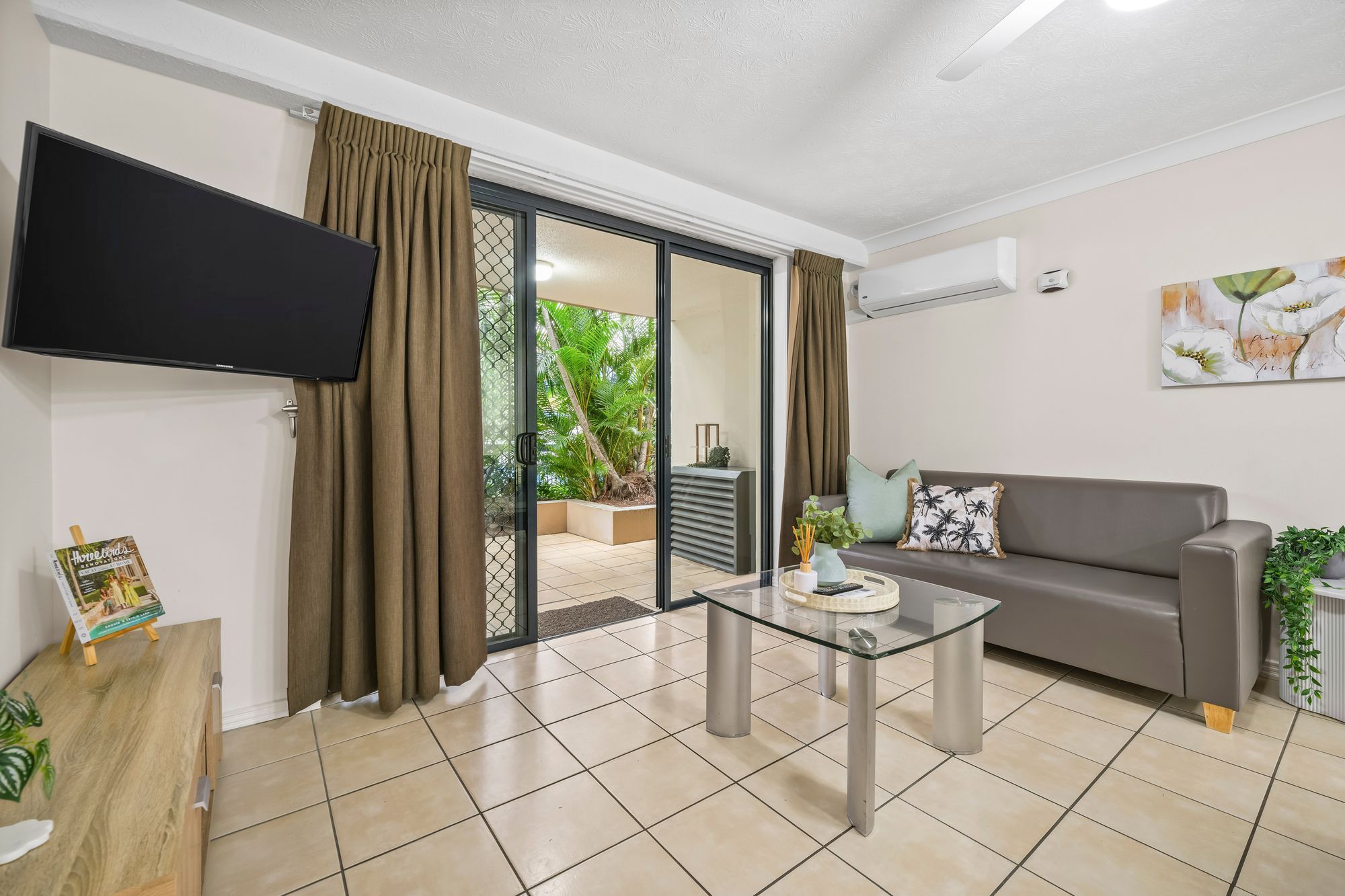 235/2360 Gold Coast Highway — photo 4 of 24
