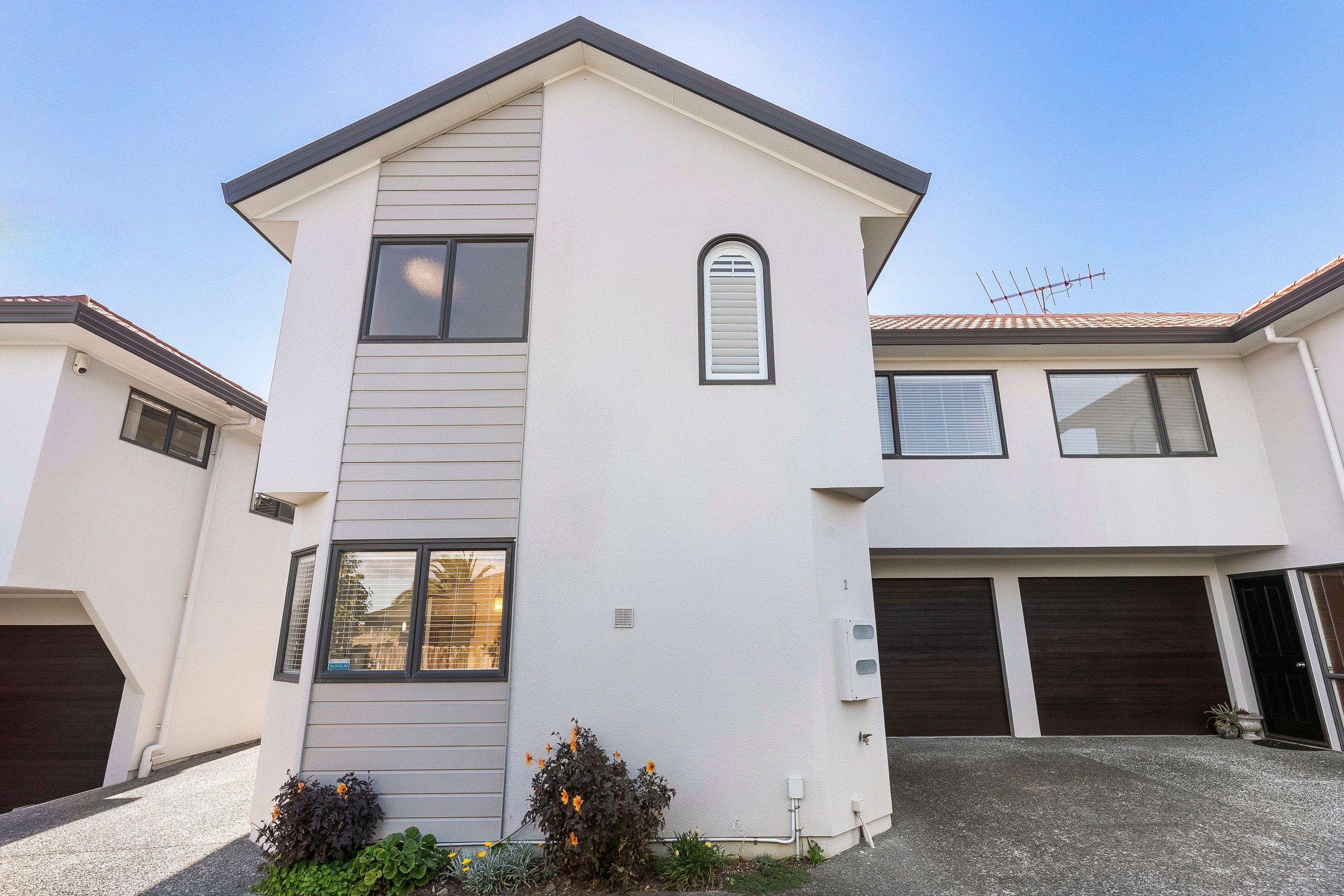 2/102 Greenhithe Road, Greenhithe, North Shore City