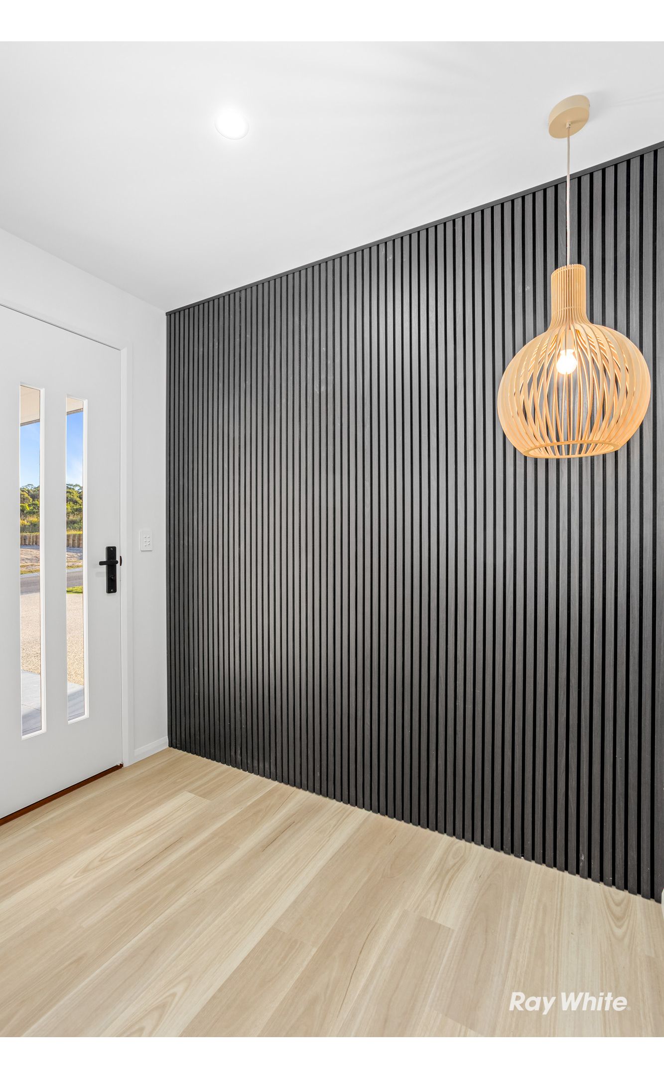 6 North Place, Hidden Valley, QLD 4703