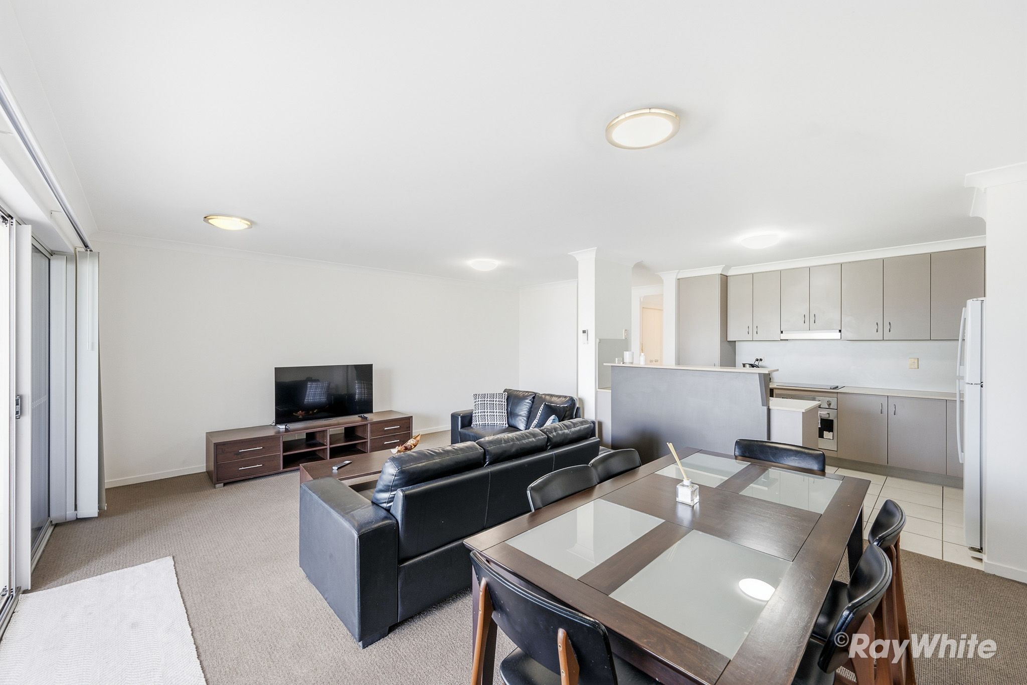 29/22 Barney Street — photo 6 of 16
