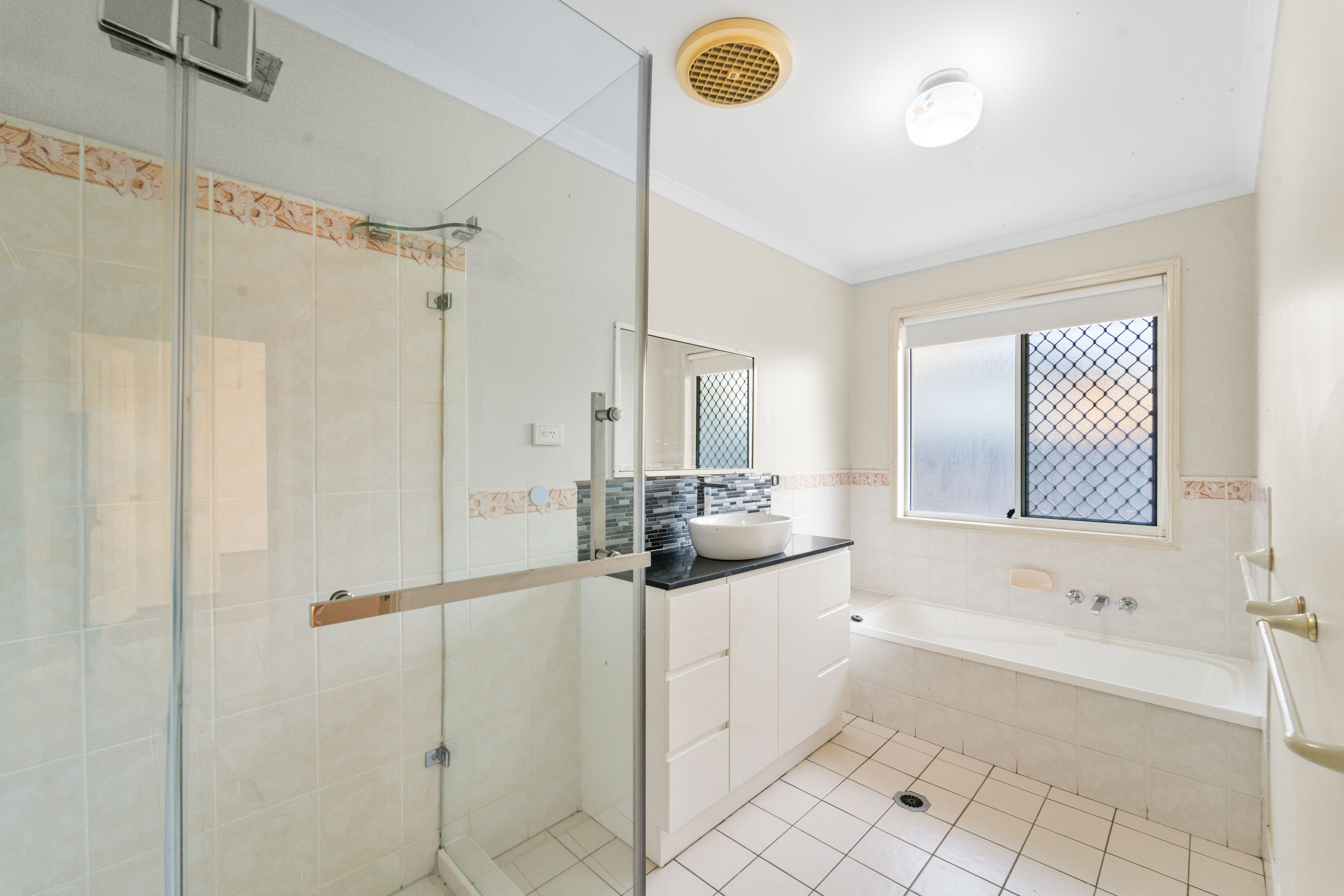 6 Cassia Place — photo 11 of 21