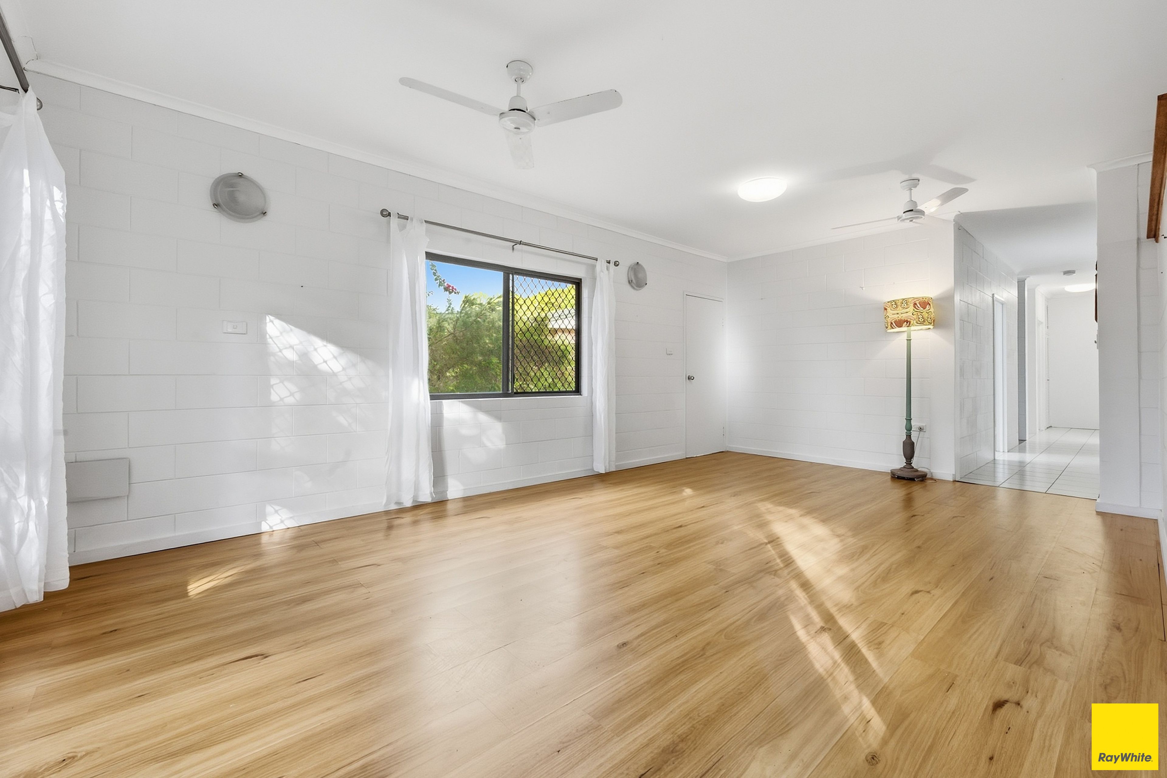 9 Melinga Close — photo 5 of 19