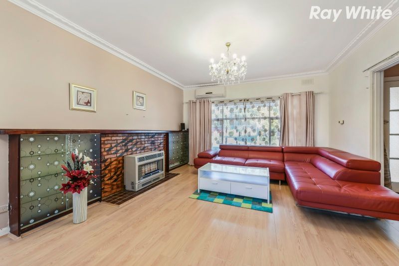 81 Hull Road, Croydon, VIC 3136