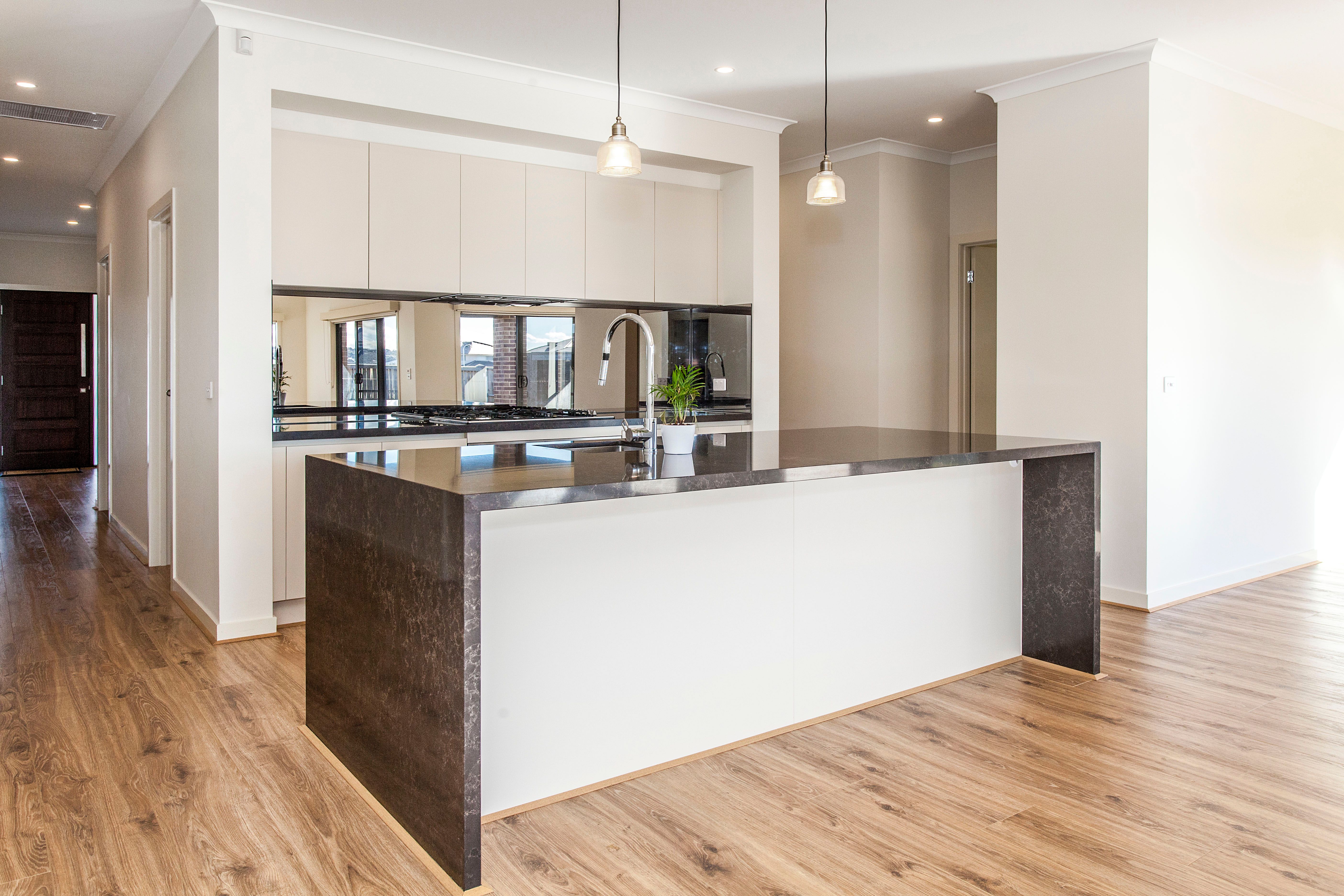 43 Cottongrass Avenue, Clyde North, VIC 3978