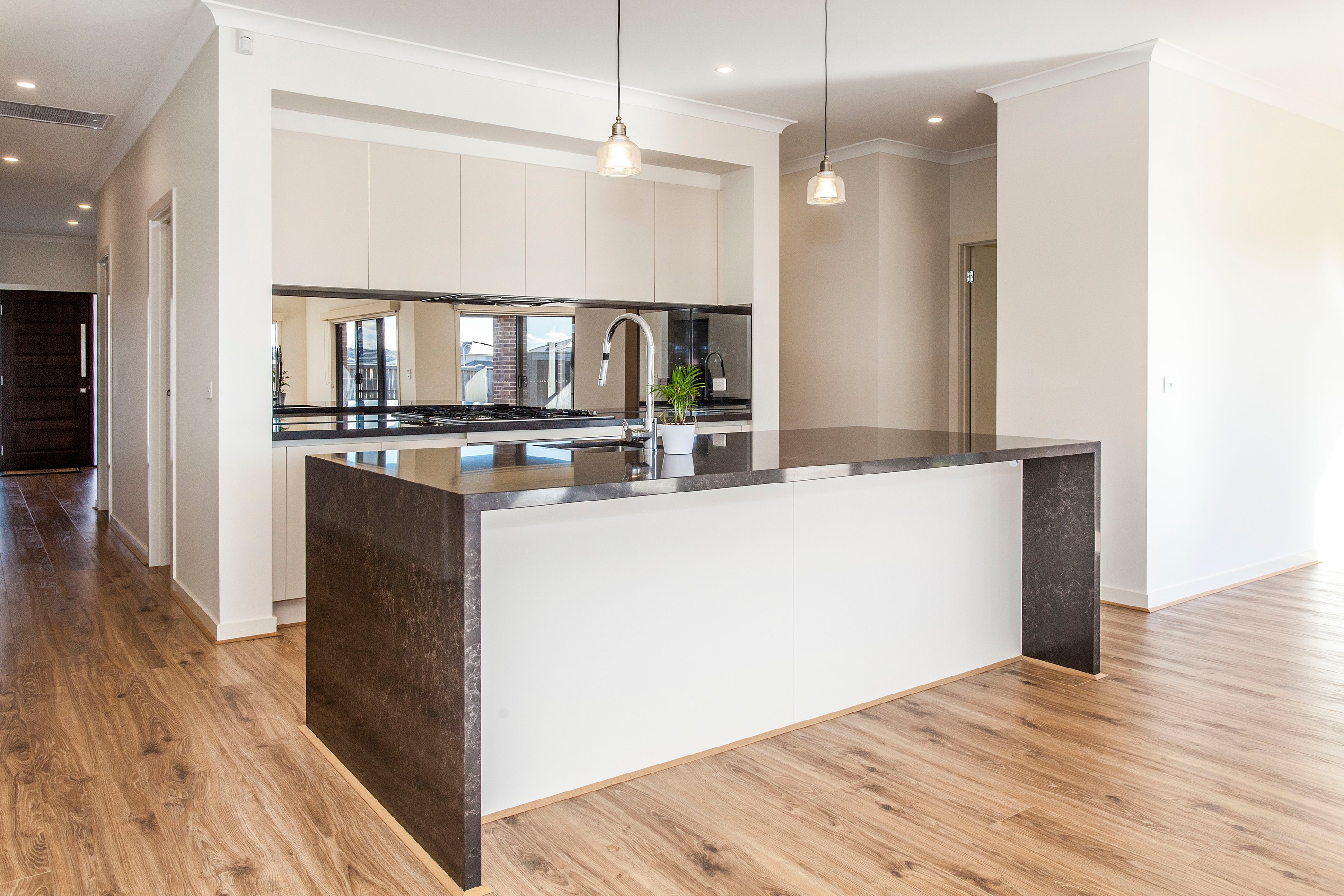 43 Cottongrass Avenue, Clyde North, VIC 3978