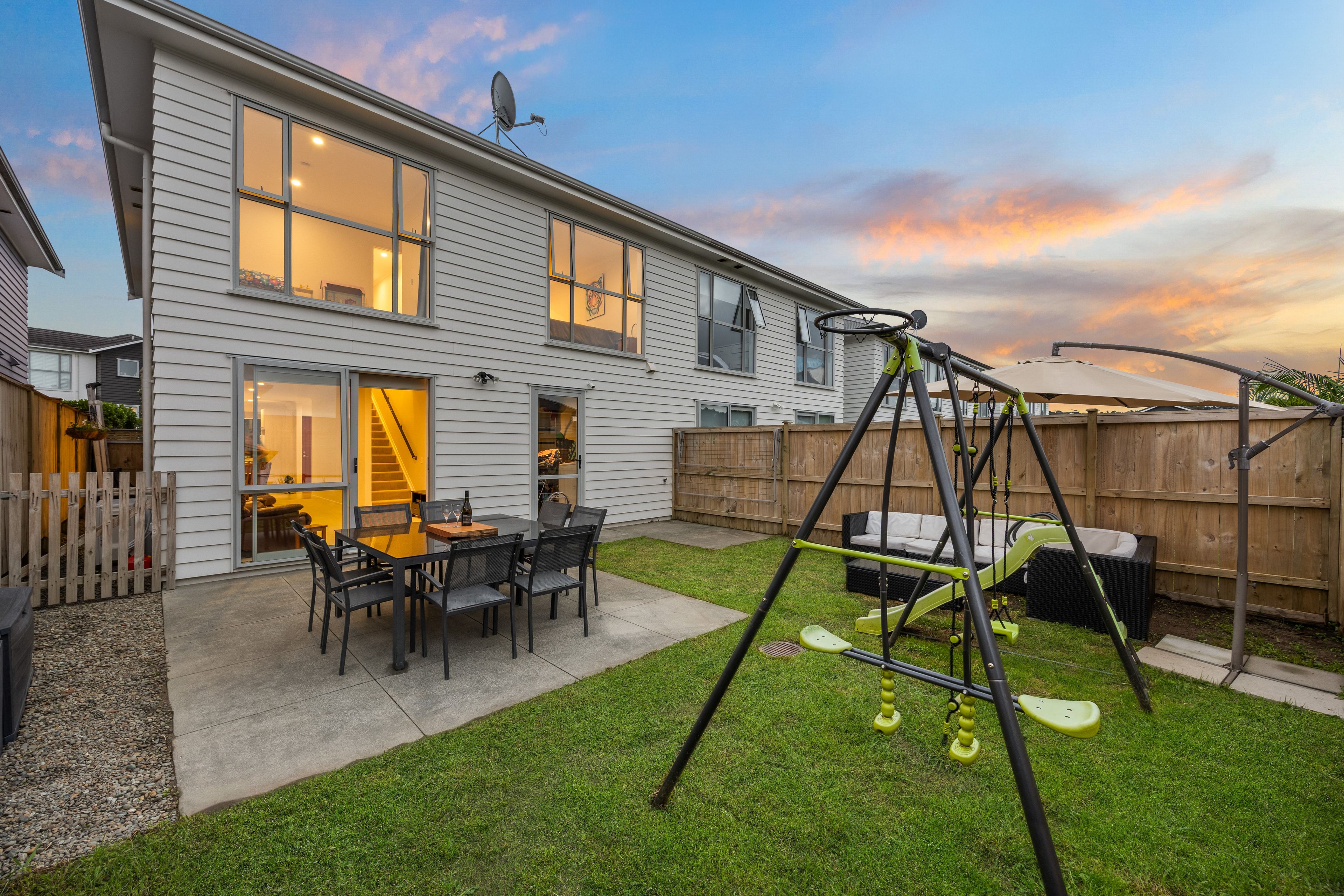 27 Forbes McCammon Drive, Swanson, Waitakere City